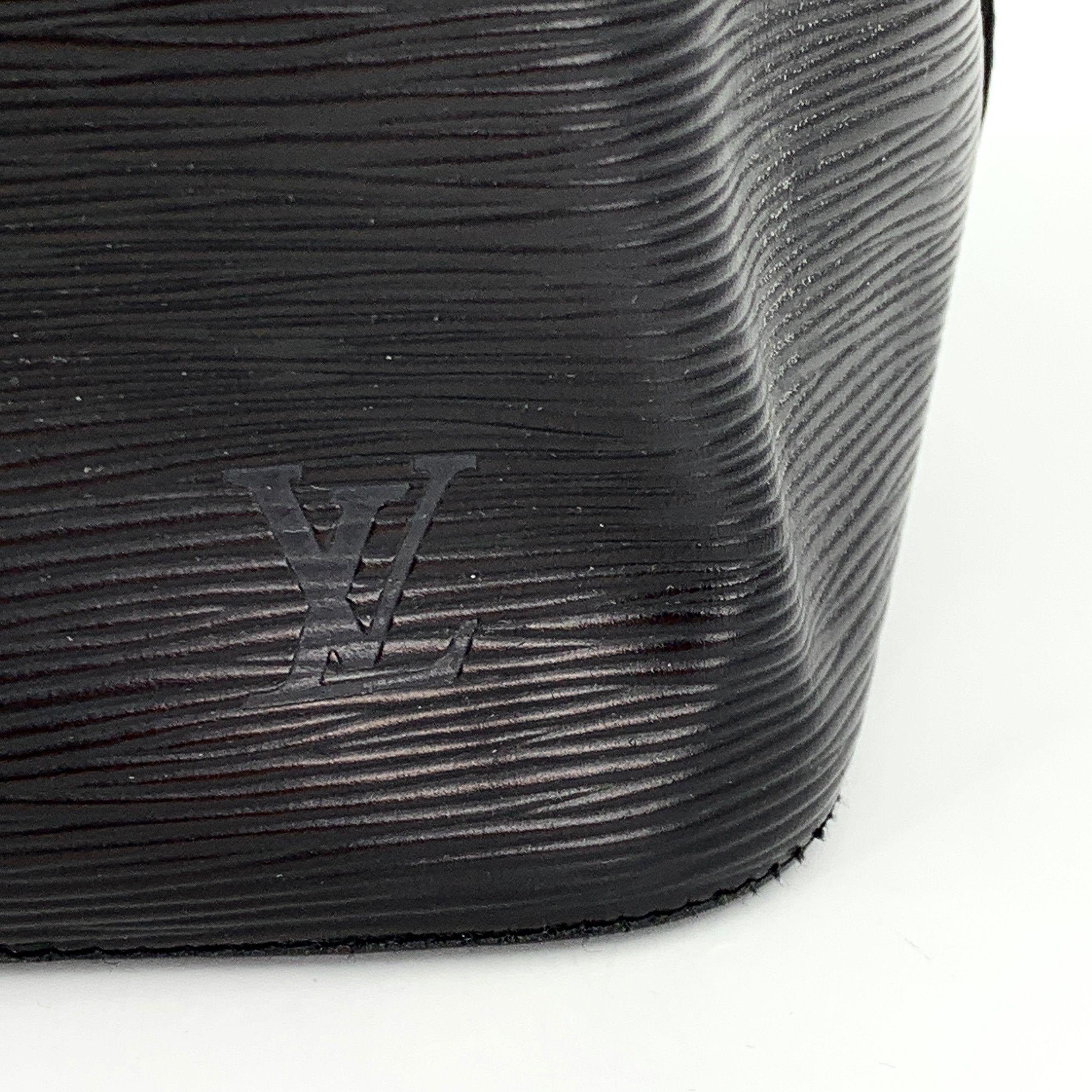 Louis Vuitton Louis Vuitton Epi Leather Bucket Bag – Black (25×18×27cm) Size ONE SIZE - 4 Thumbnail