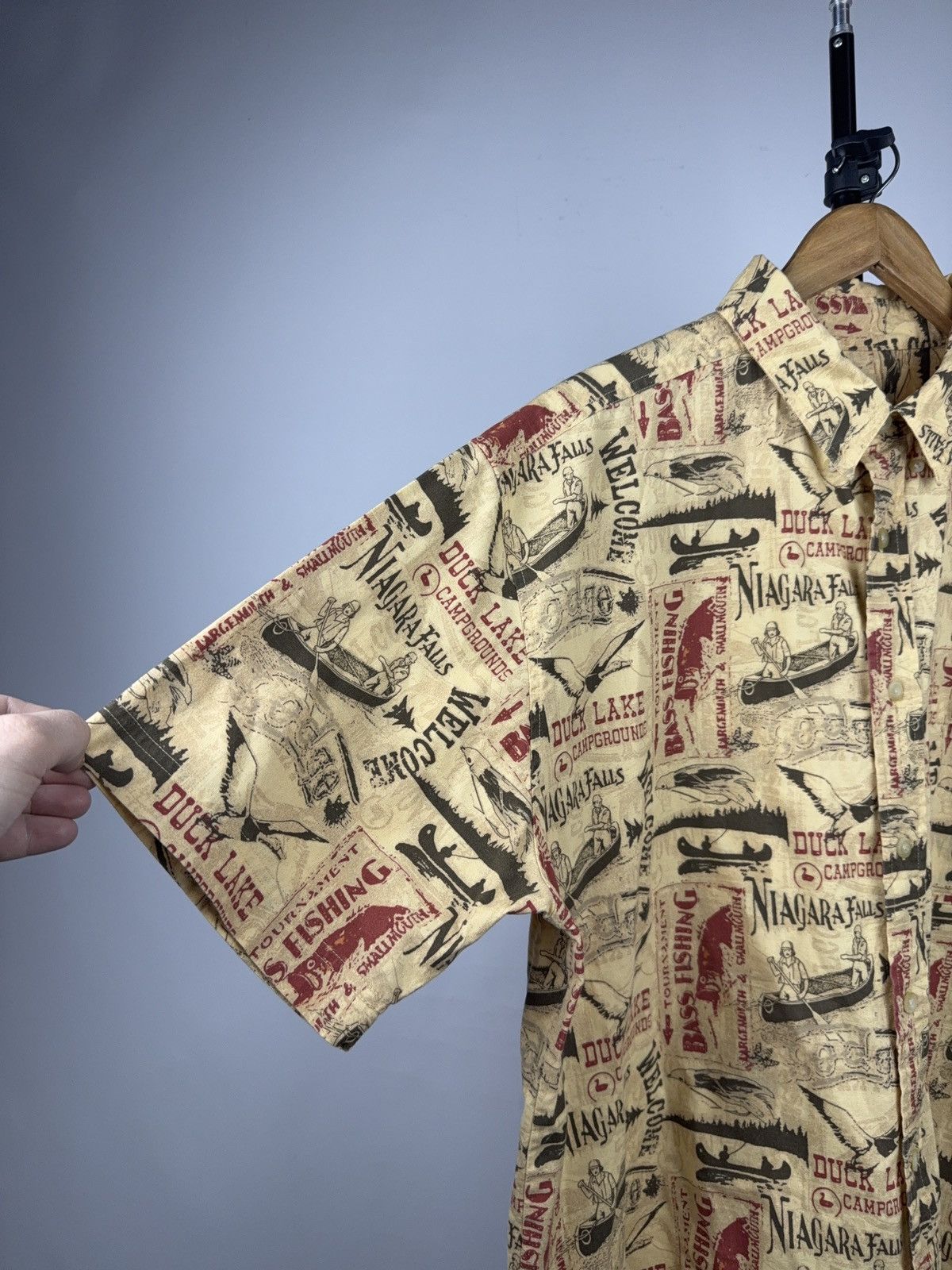 Woolrich Woolen Mills 00s Vintage USA Y2K Woolrich Niagara Falls Camp Print Shirt Size US XL / EU 56 / 4 - 5 Thumbnail