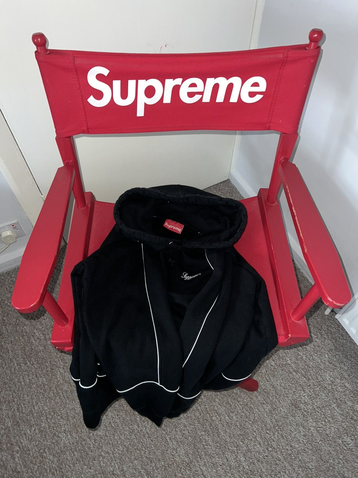 Supreme Supreme Black Hoodie w/ Reflective Piping – Size M Size US M / EU 48-50 / 2 - 7 Thumbnail