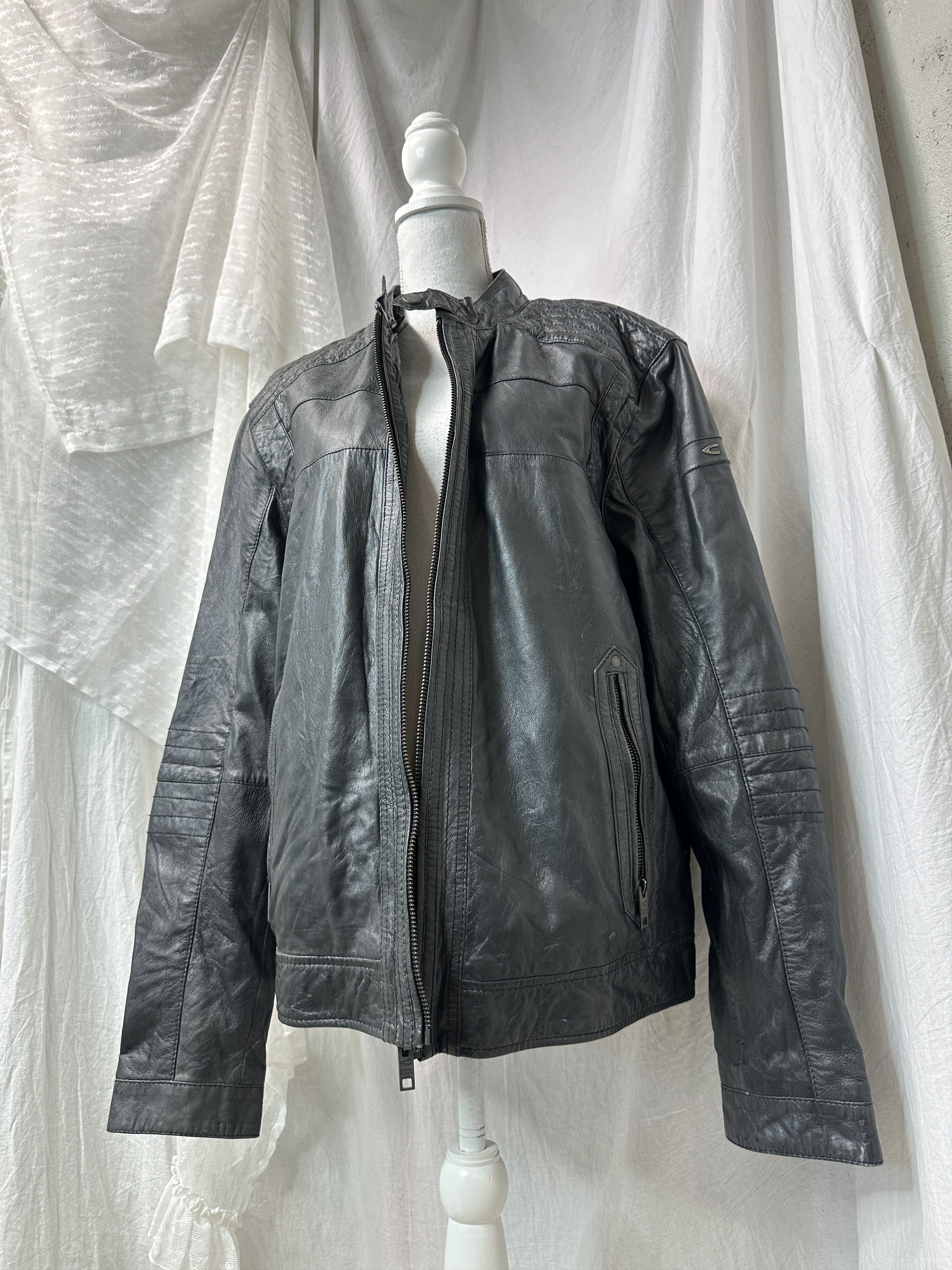 Vintage Vintage Leather Oversize Grunge Biker Moto Jacket 00s Size US XL / EU 56 / 4 - 5 Thumbnail