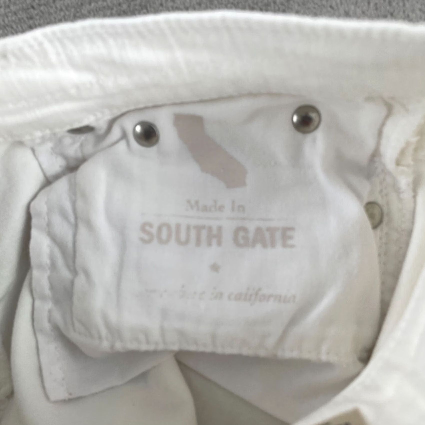 Theory AG Adriano Goldschmied x Theory Jeans Women 23R Cropped Tomboy Crop White Denim Slim 26x25 5-Pocket Size 40" / US 18 - 6 Thumbnail