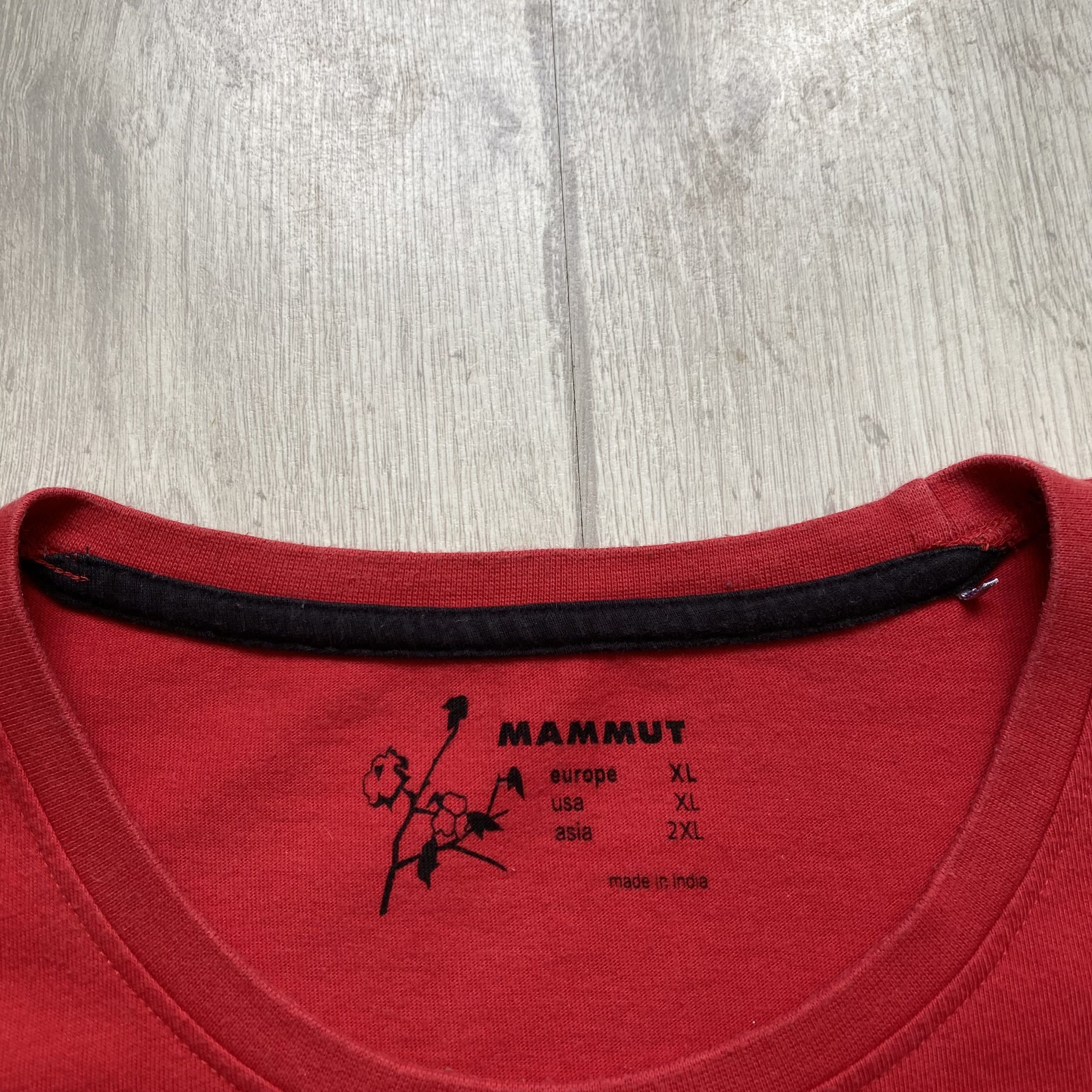 Oakley 🦣 Vintage Gorpcore Mammut Tee center logo rap patagonia Size US XL / EU 56 / 4 - 6 Thumbnail
