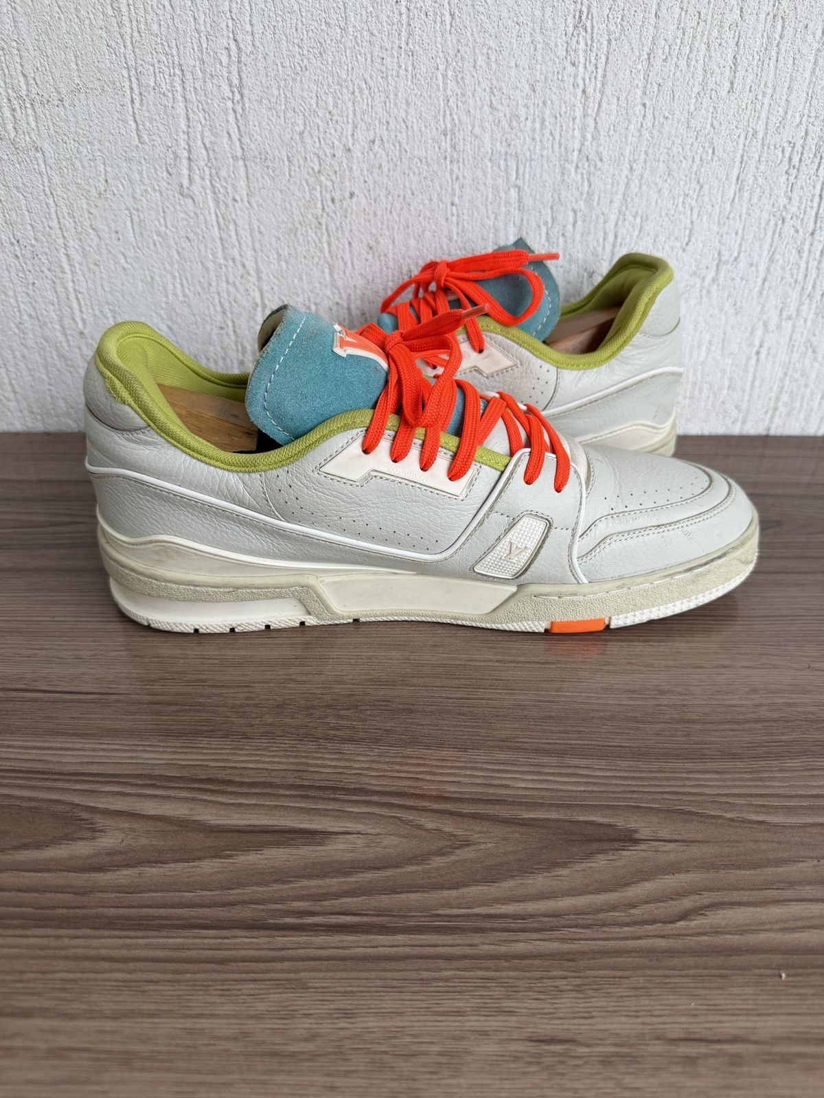 Louis Vuitton Special edition Virgil Abloh trainers Size US 11 / EU 44 - 15 Thumbnail
