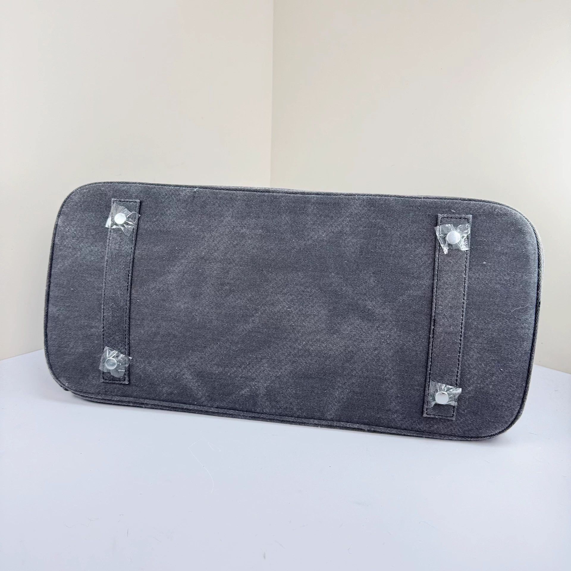 Other Margin goods Black Gray shoulderbag One Size NWT Size ONE SIZE - 5 Thumbnail