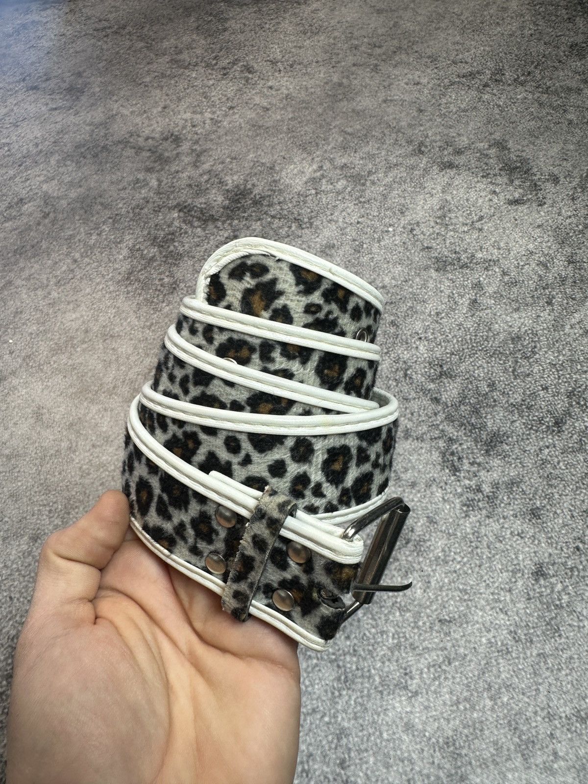 Other Y2K Leopard Belts Rare Streetwear Avant Garde Style USA VTg Size ONE SIZE - 1 Thumbnail