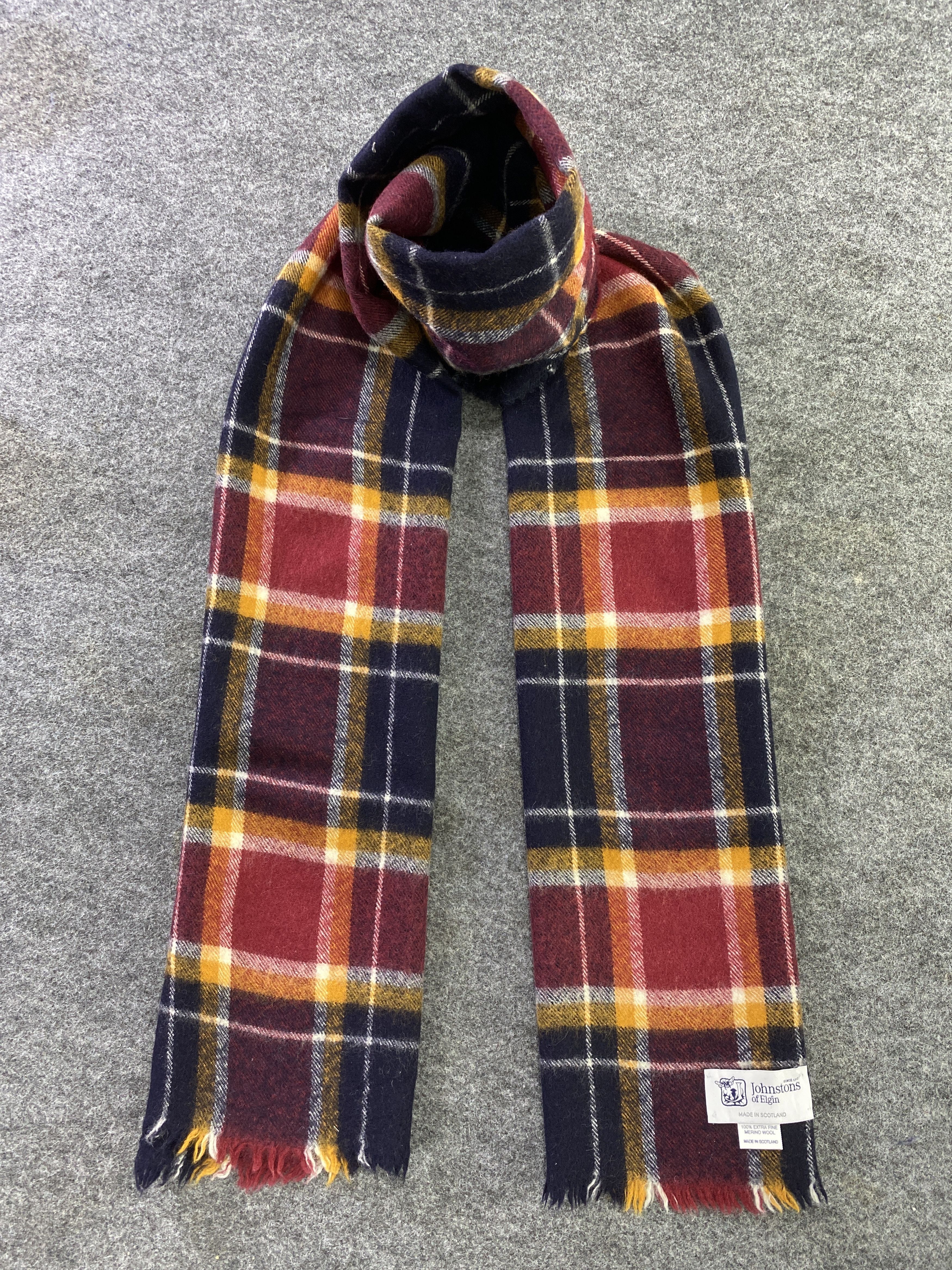 JOHNSTONS OF ELGIN Scarf / Muffler / Neckwear -T591