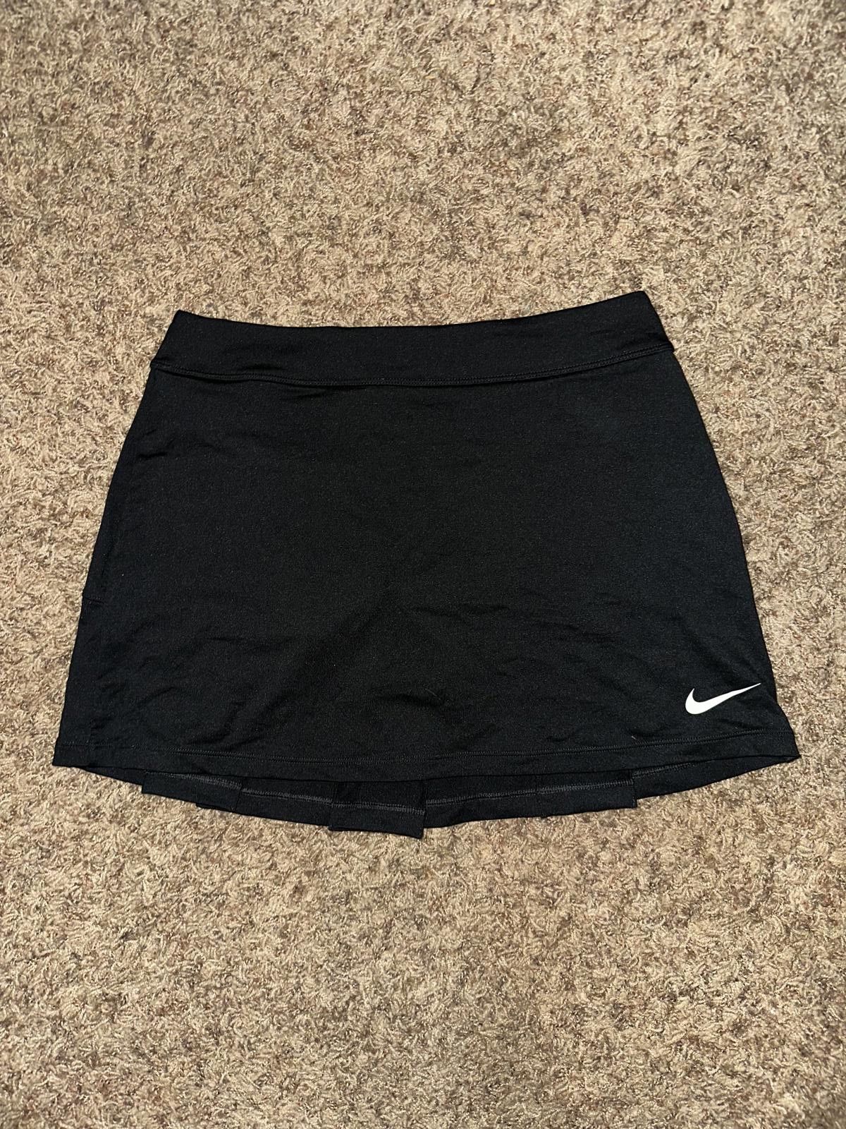Nike Nike Women DRI-FIT Short Fairway Drive Golf/Tennis Black Skort Size 28" / US 6 / IT 42 - 1 Thumbnail