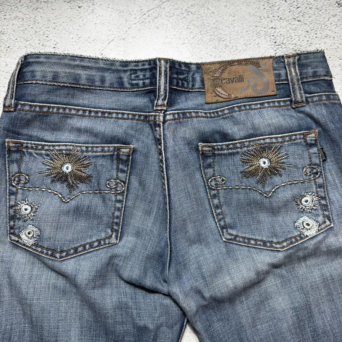 Just Cavalli just cavalli flared distressed jeans with big logo archive Size 29" - 2 Thumbnail
