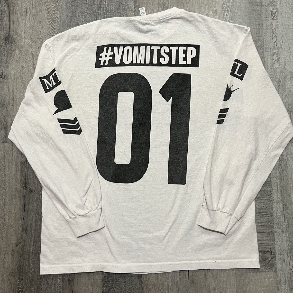 Band Tees SNAILS White Longsleeve Vomitstep 01 EDM Dubstep DJ T Shirt Size US XL / EU 56 / 4 - 2 Thumbnail