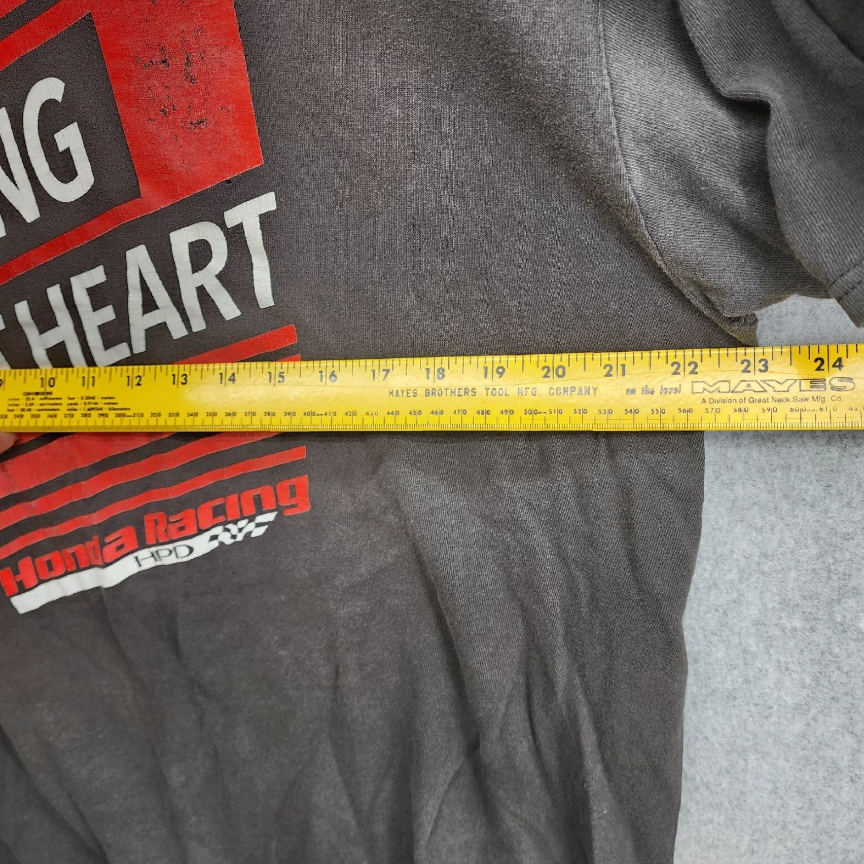Honda **At Heart Shirt Honda Racing HPD Large Distressed Black** User: **Racing At Heart Honda HPD Large Black Distressed** Size US L / EU 52-54 / 3 - 6 Thumbnail