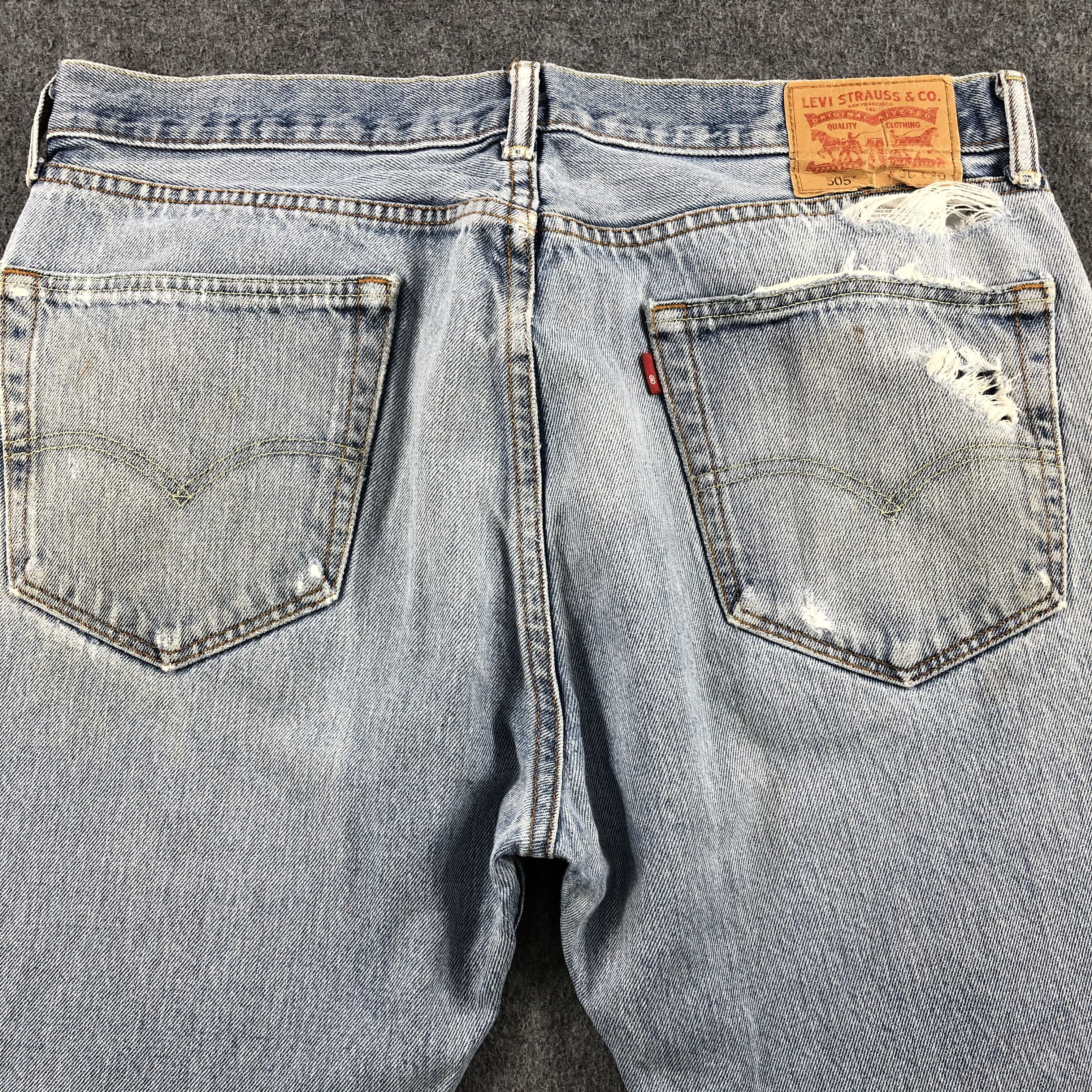 Levi's Vintage Light Wash Levis 505 Jeans-J1510 Size US 37 - 4 Thumbnail