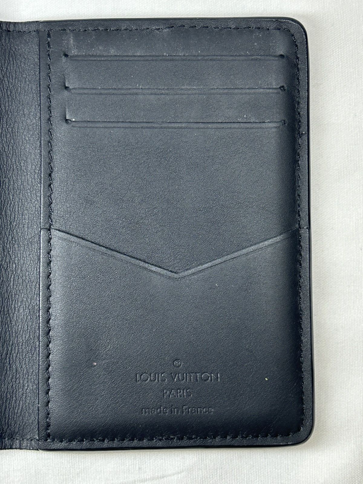 Louis Vuitton Louis Vuitton Black Borealis Pocket Organizer Size ONE SIZE - 6 Thumbnail