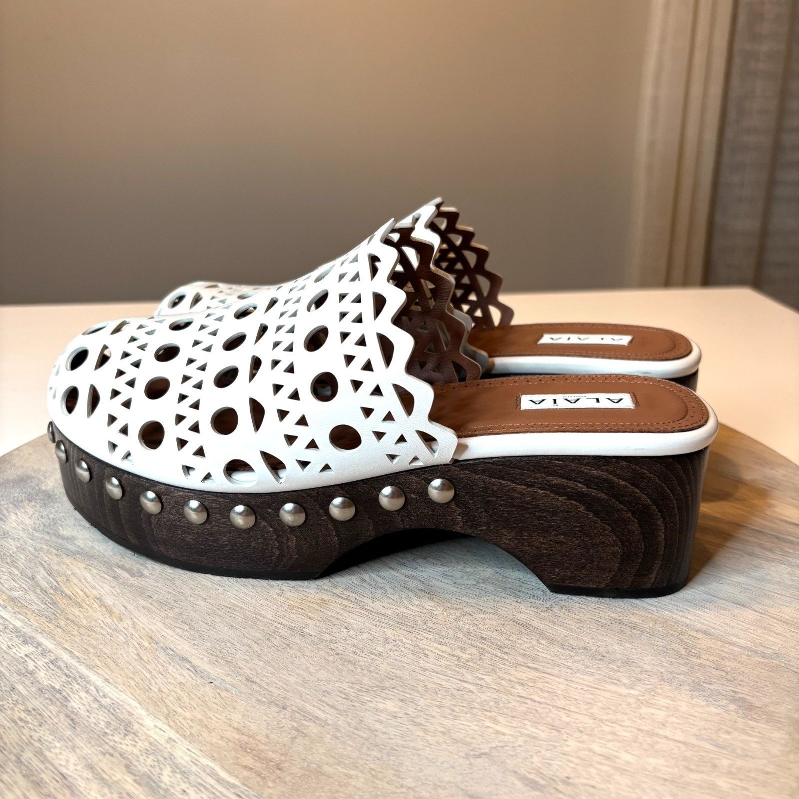 Alaia Alaia White Leather Clog Mules Wooden Platform EU 40 US 8.5 Size US 8.5 / IT 38.5 - 2 Thumbnail