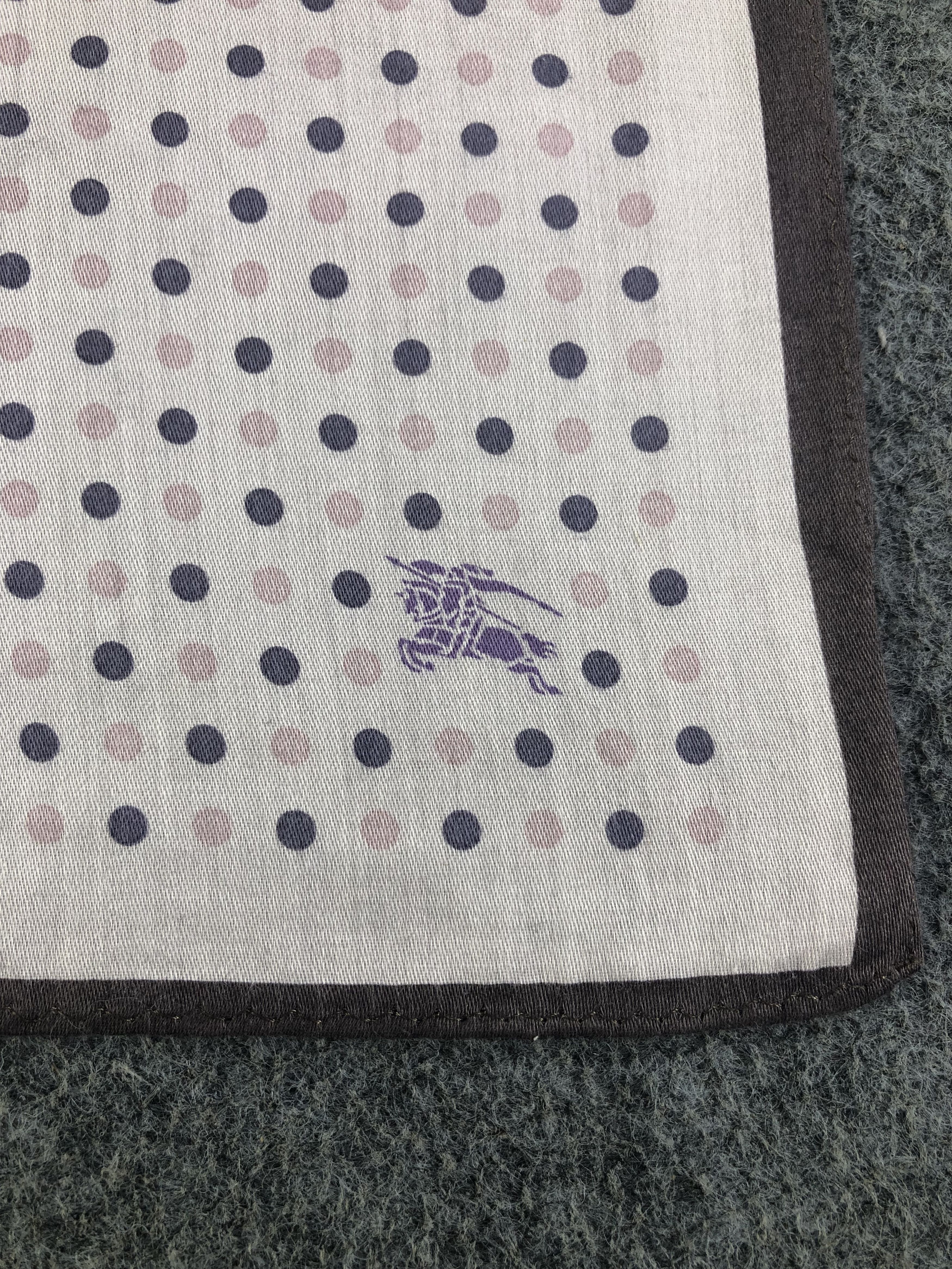 Burberry Burberry Handkerchief / Bandana / Neckerchief Size ONE SIZE - 5 Thumbnail