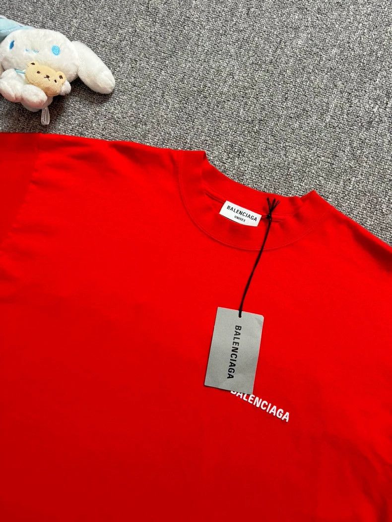 Balenciaga Balenciaga Red embroidered monogrammed logo short-sleeved T Size US M / EU 48-50 / 2 - 3 Thumbnail