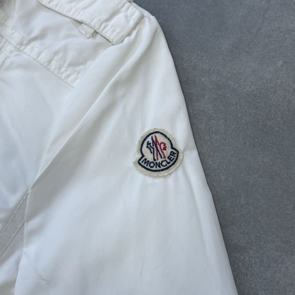 Moncler Authentic Moncler Coeur Jacket Size 1 (S) Size S / US 4 / IT 40 - 9 Thumbnail