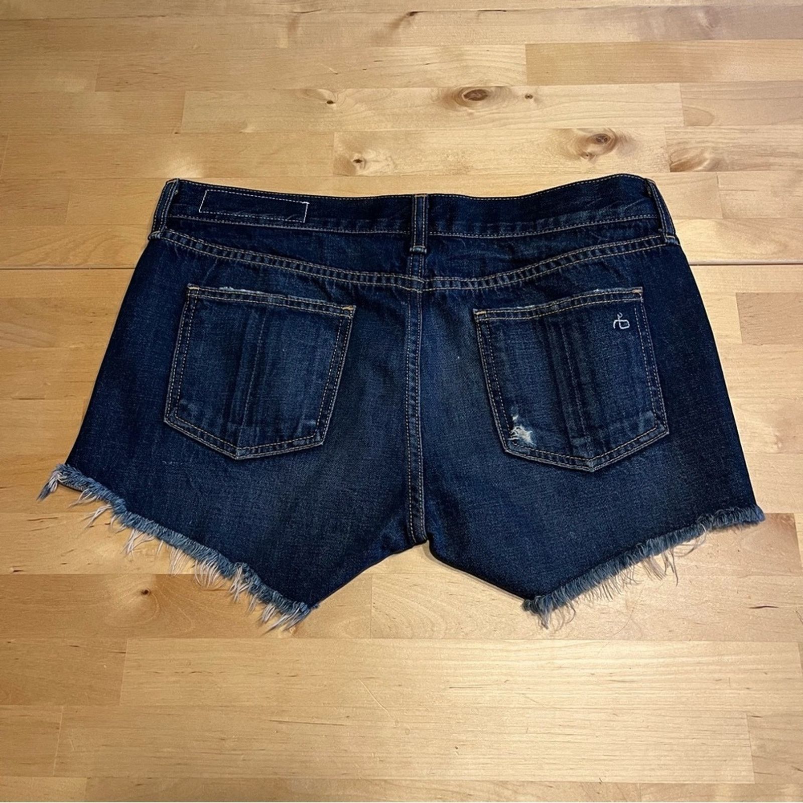 Rag & Bone Rag & Bone Cut Off Denim Shorts Size 26 Distressed Cotton Size 26" / US 2 / IT 38 - 2 Thumbnail
