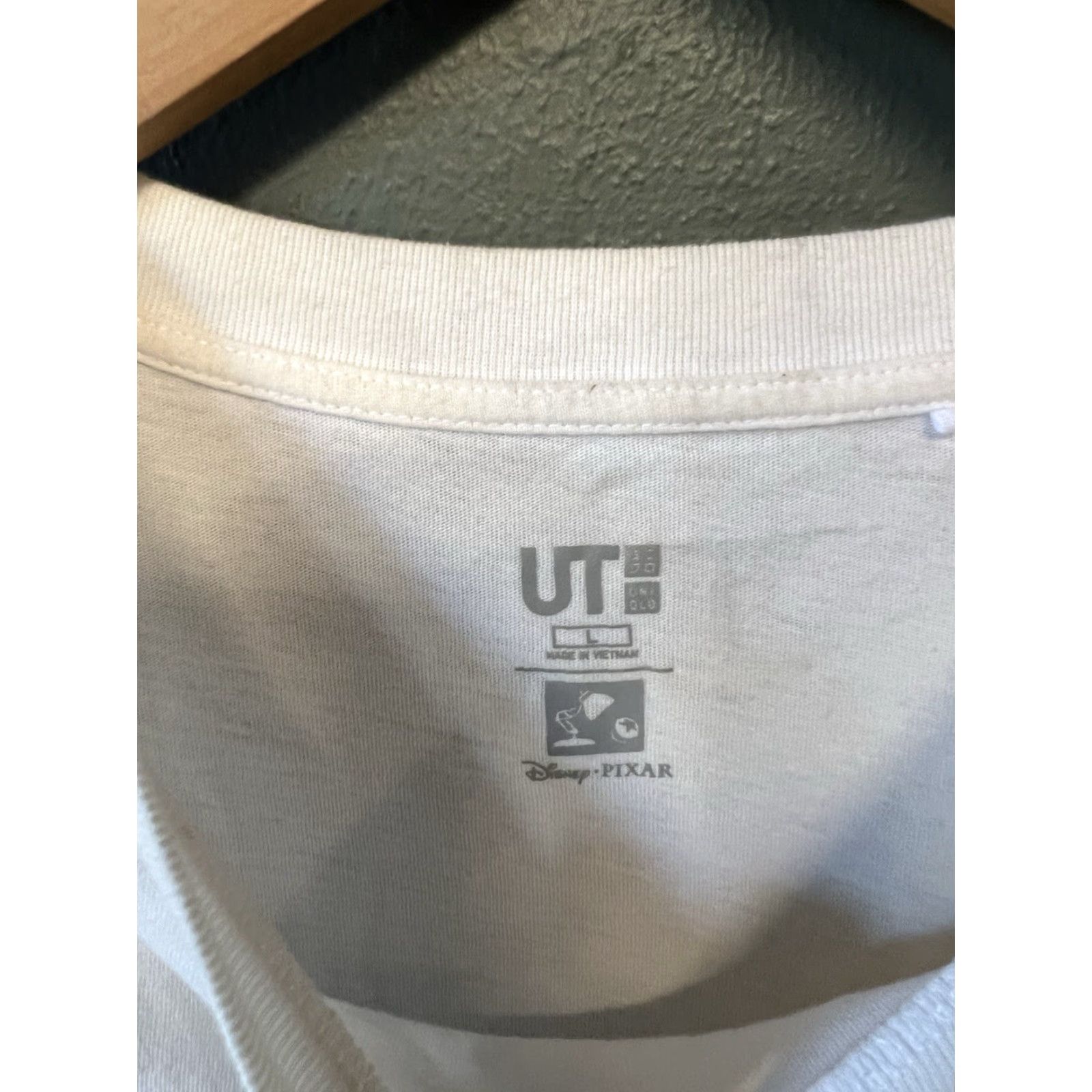 Uniqlo Uniqlo x Pixar Womens T-Shirt White Short Sleeve Size L Size L / US 10 / IT 46 - 3 Thumbnail