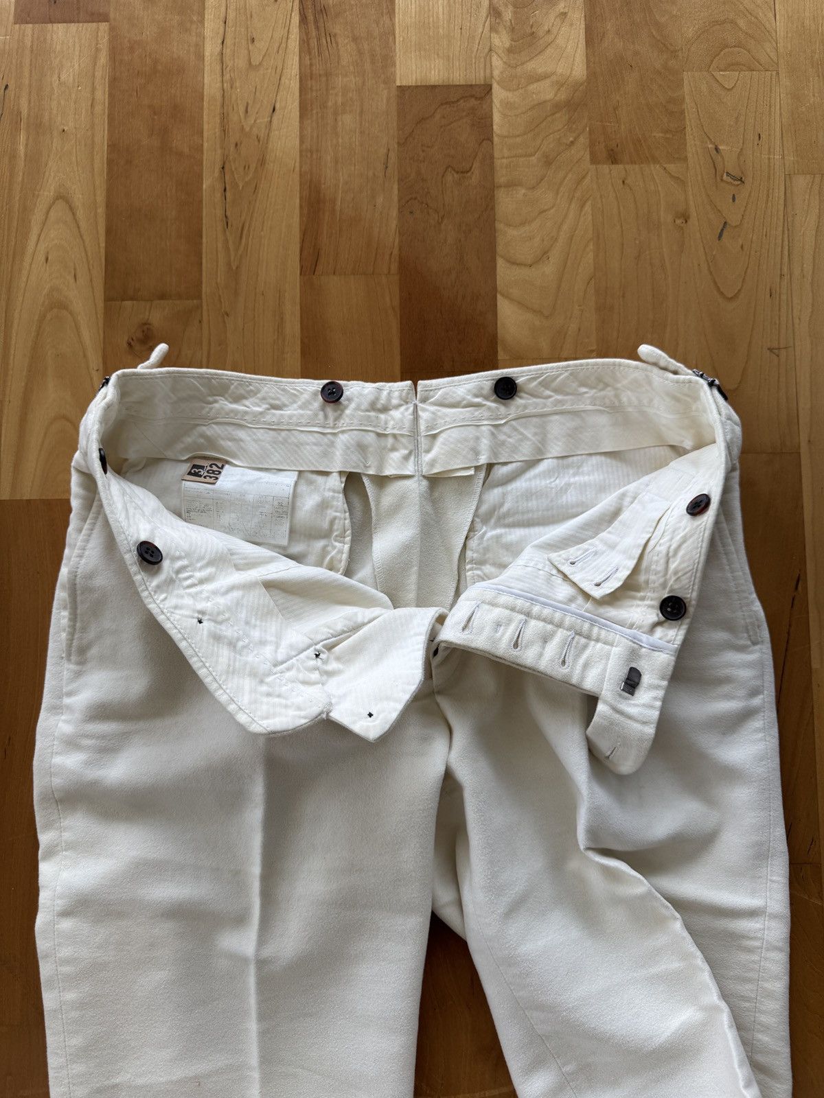 Suitsupply Suitsupply Cream Flannel Trousers Size 30 Size 36R - 6 Thumbnail