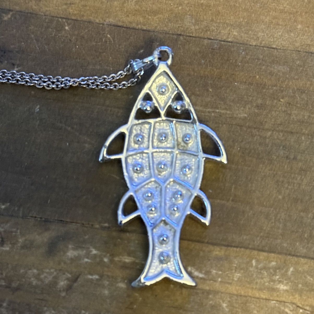 Vintage Vintage Sarah Coventry Jewel Fish pendant necklace Size ONE SIZE - 5 Thumbnail