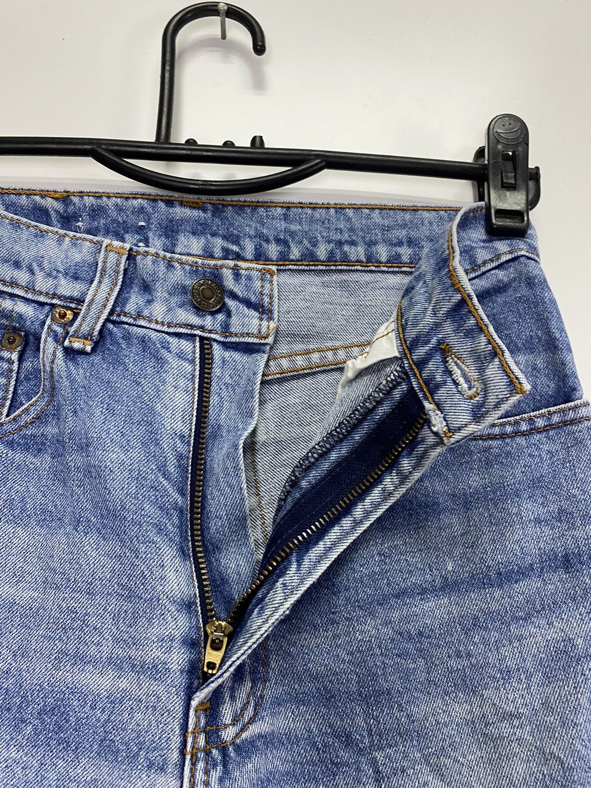 Levi's × Vintage Vintage Levi’s Jeans Size US 26 / EU 42 - 9 Thumbnail