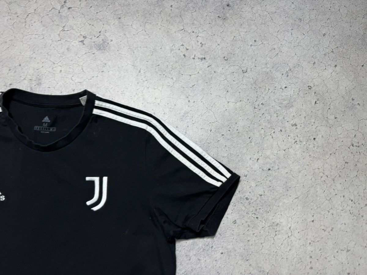 Adidas Adidas FC Juventus T-Shirt Soccer Size US M / EU 48-50 / 2 - 3 Thumbnail