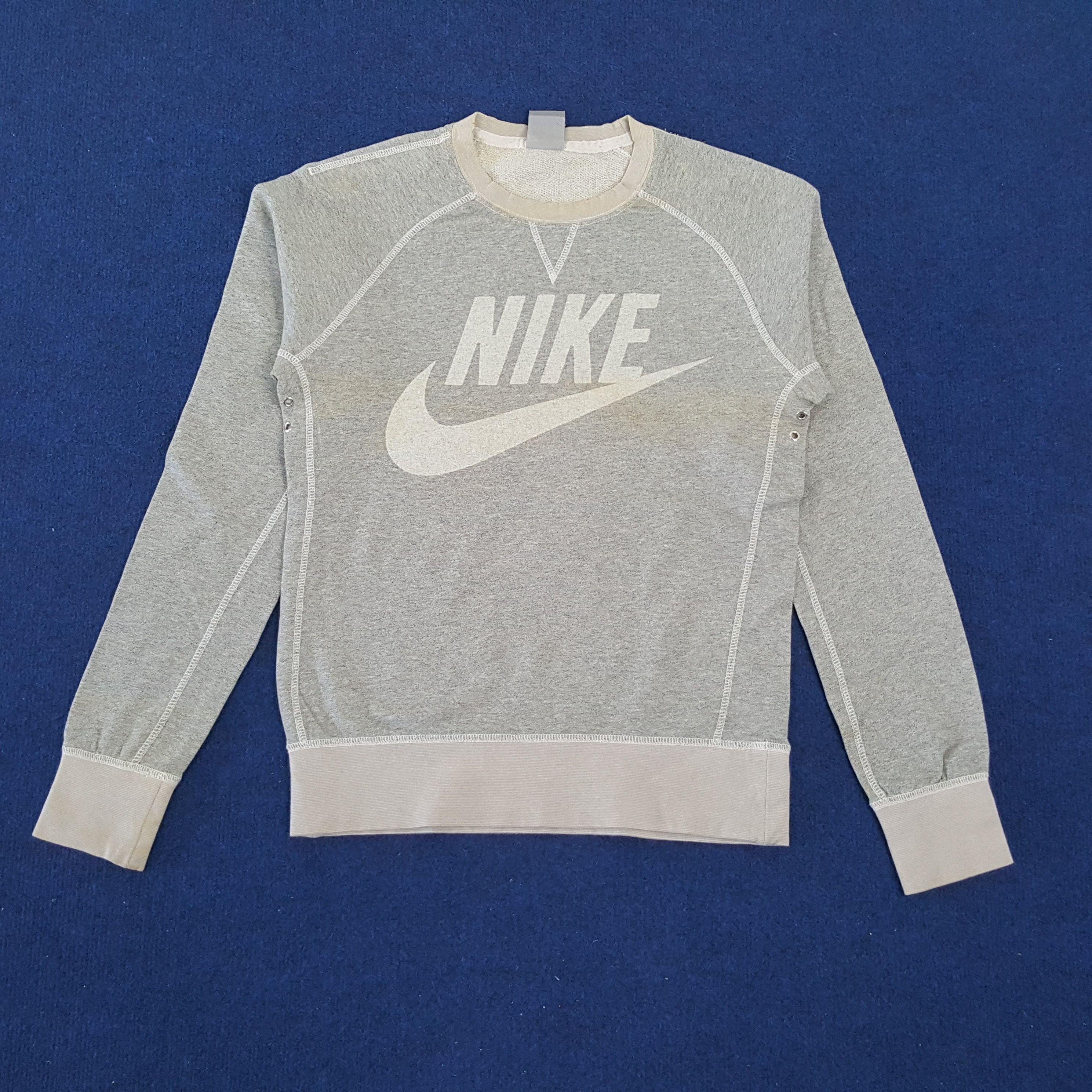 Nike Vintage Nike Big Logo Sweatshirts C133n24 Size US S / EU 44-46 / 1 - 1 Thumbnail