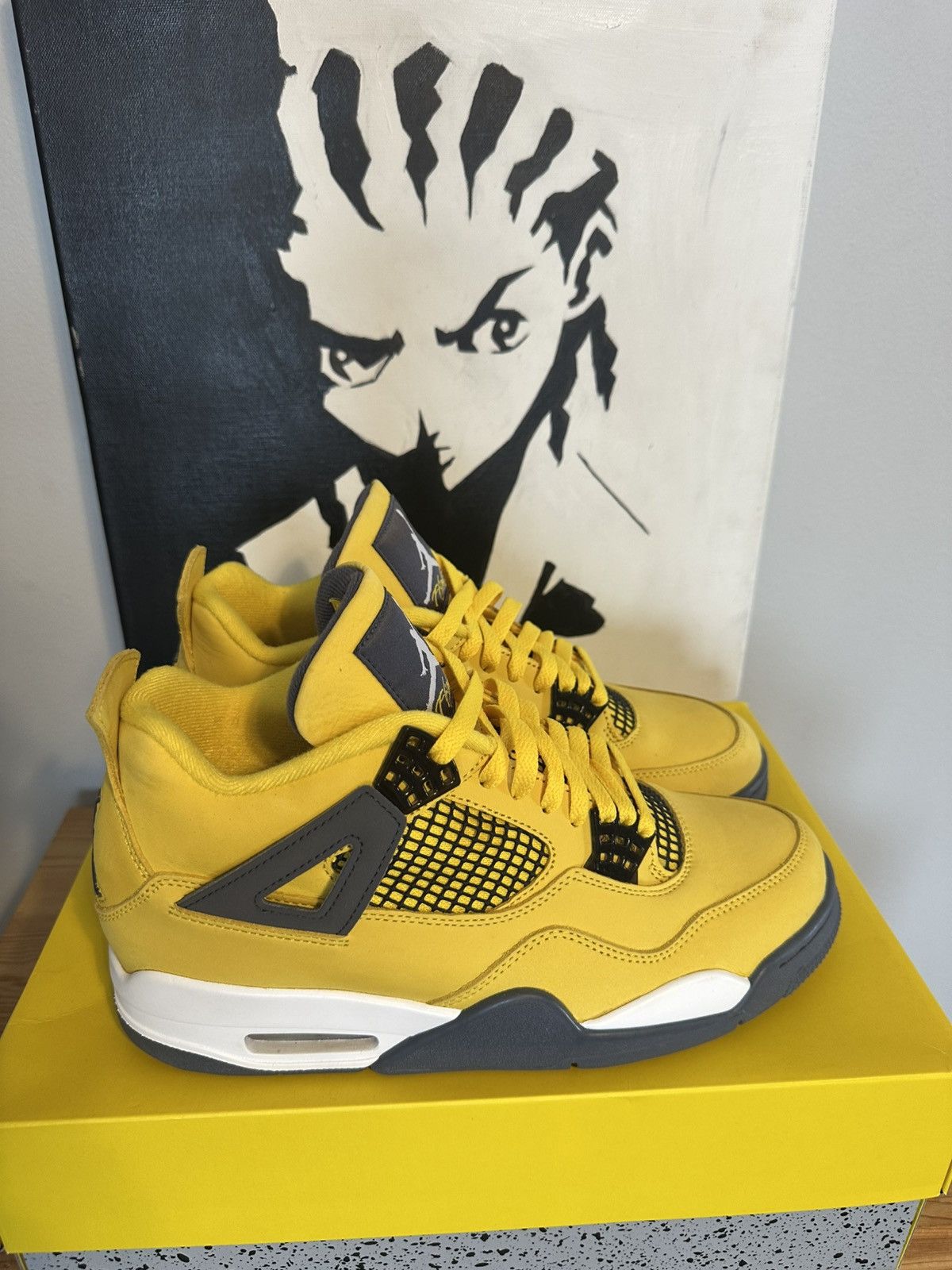 Jordan 4 Lightning