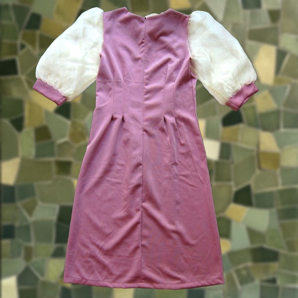 Pinko VINTAGE Pink Stretch Ivory Lace Short Puff Sleeve Sheath Shift Dress Small Size 28" / US 6 / IT 42 - 1 Thumbnail