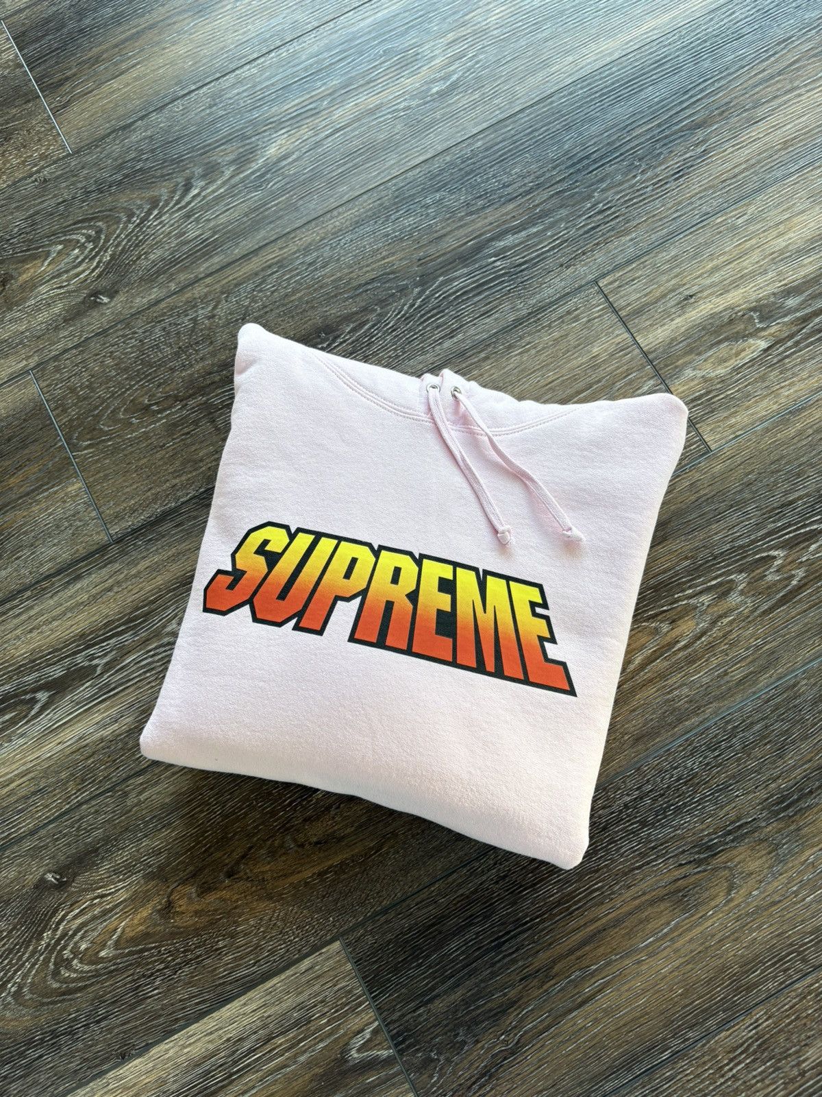 Supreme Supreme Gradient Hoodie SS24 Pink Size US L / EU 52-54 / 3 - 6 Thumbnail