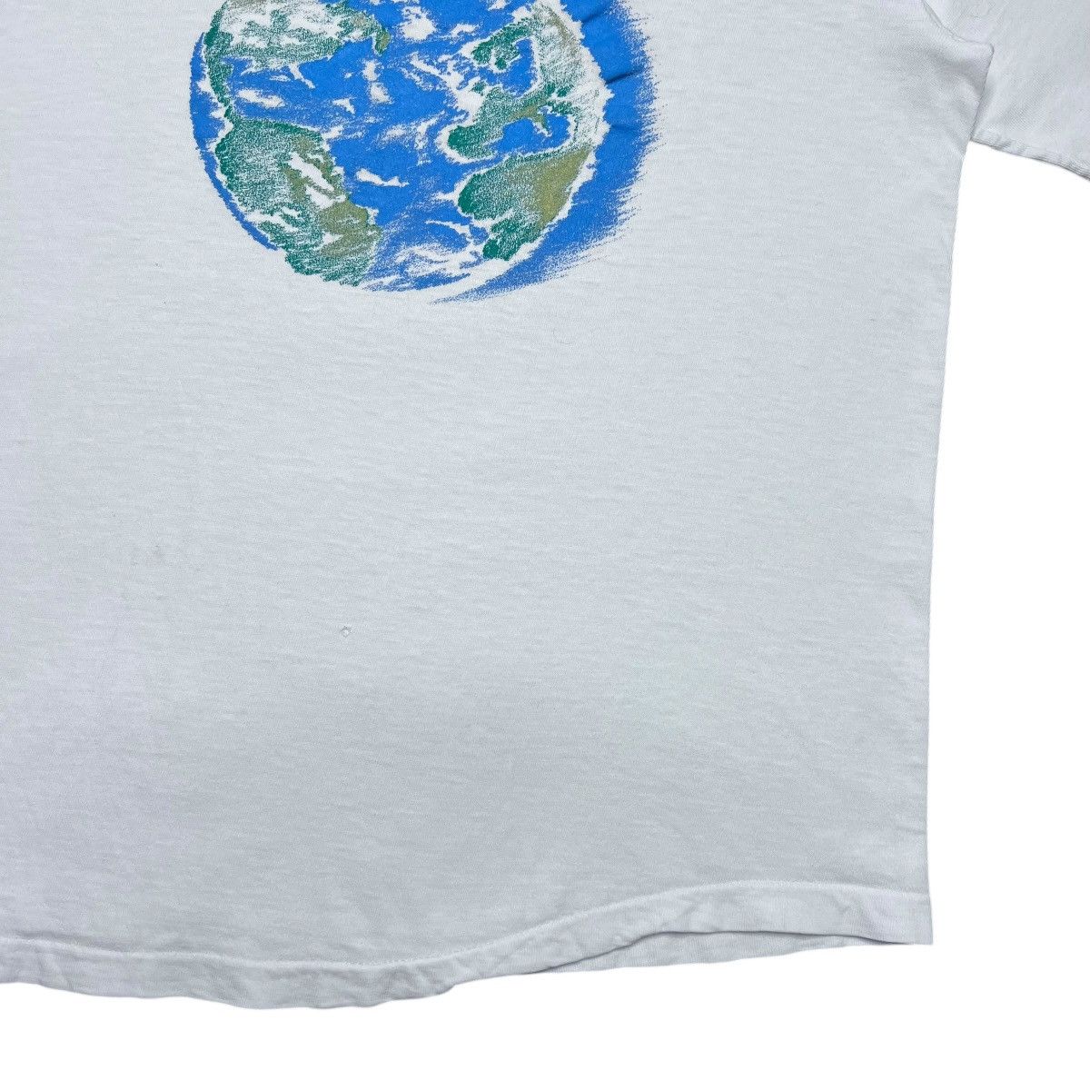 Other Vintage 1980s World Peace Earth Graphic Long Sleeve T-Shirt Size US S / EU 44-46 / 1 - 6 Thumbnail
