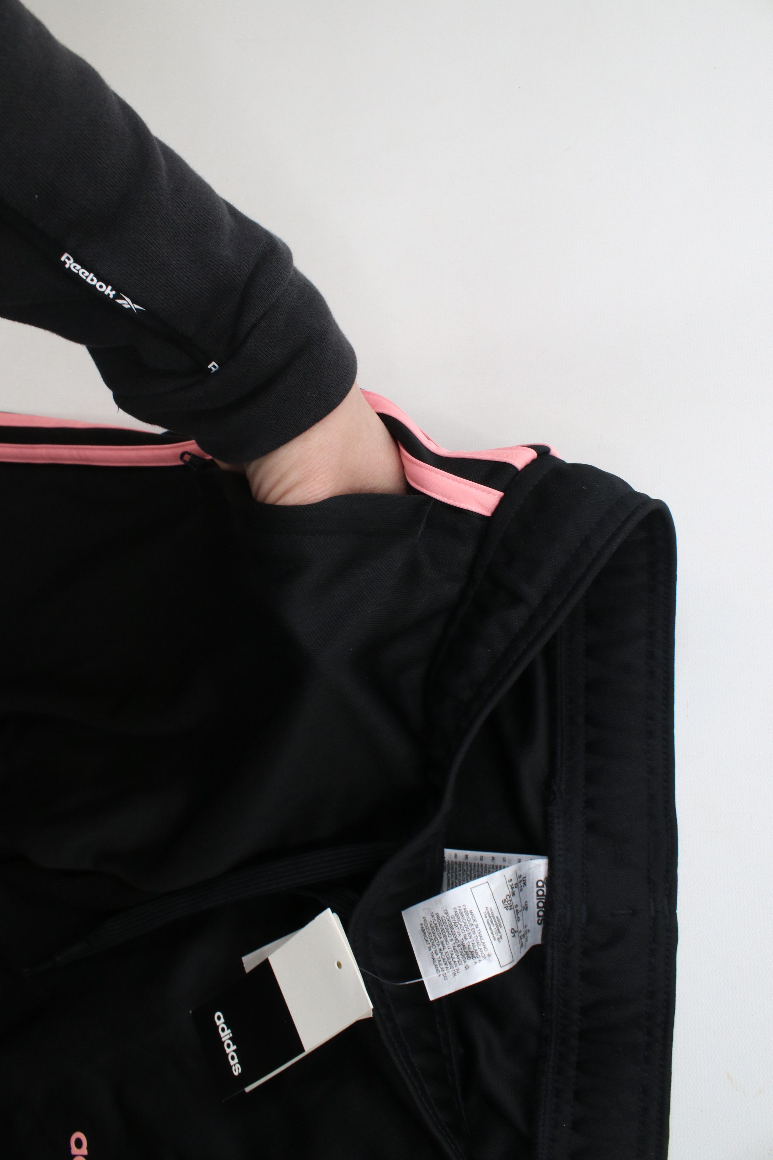 Adidas × Vintage New Adidas Striped Tapered Leg Soccer Warm Up Sweatpants Size 28" / US 6 / IT 42 - 10 Thumbnail