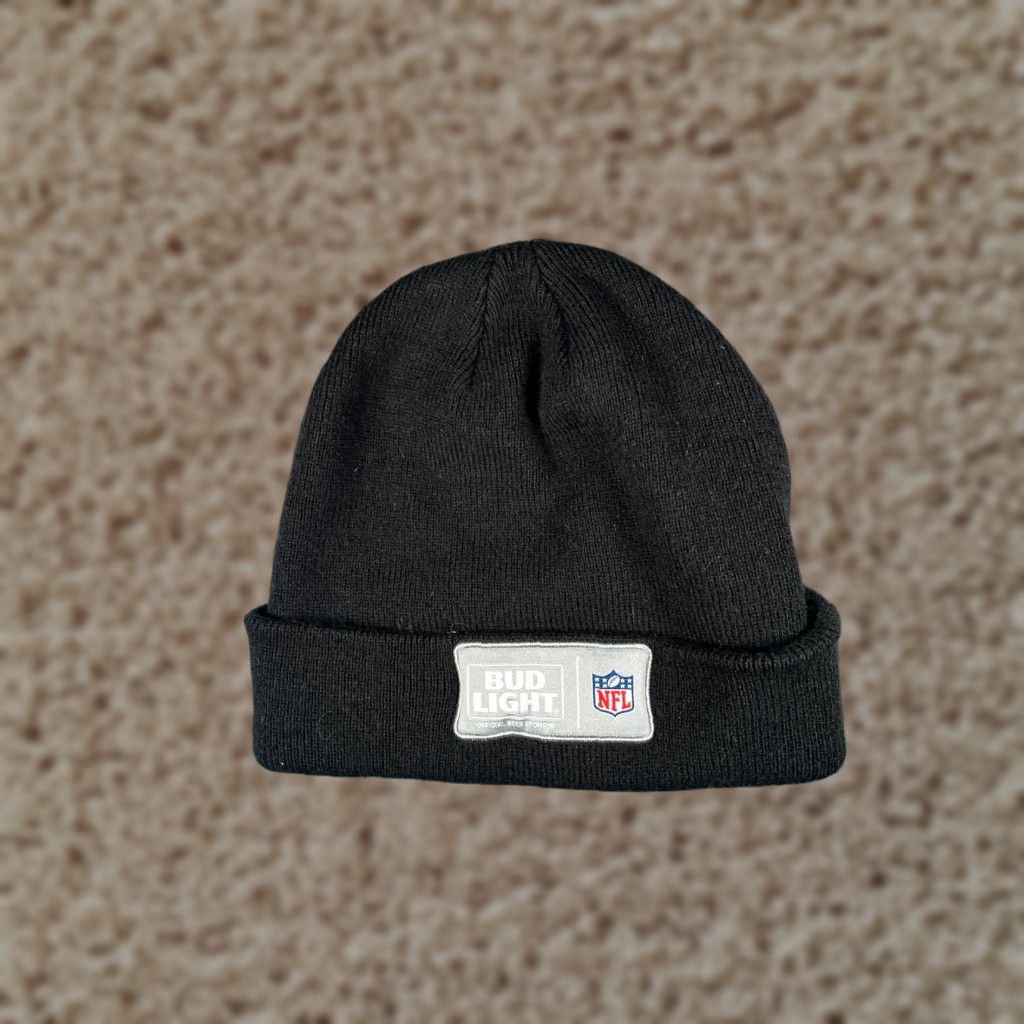 Budweiser Budweiser NFL Beanie Toque Adult Black Bud Light Embroidered 100% Acrylic Hat Mens Beanie Winter Knit 1 Size Blues? Size ONE SIZE - 1 Thumbnail