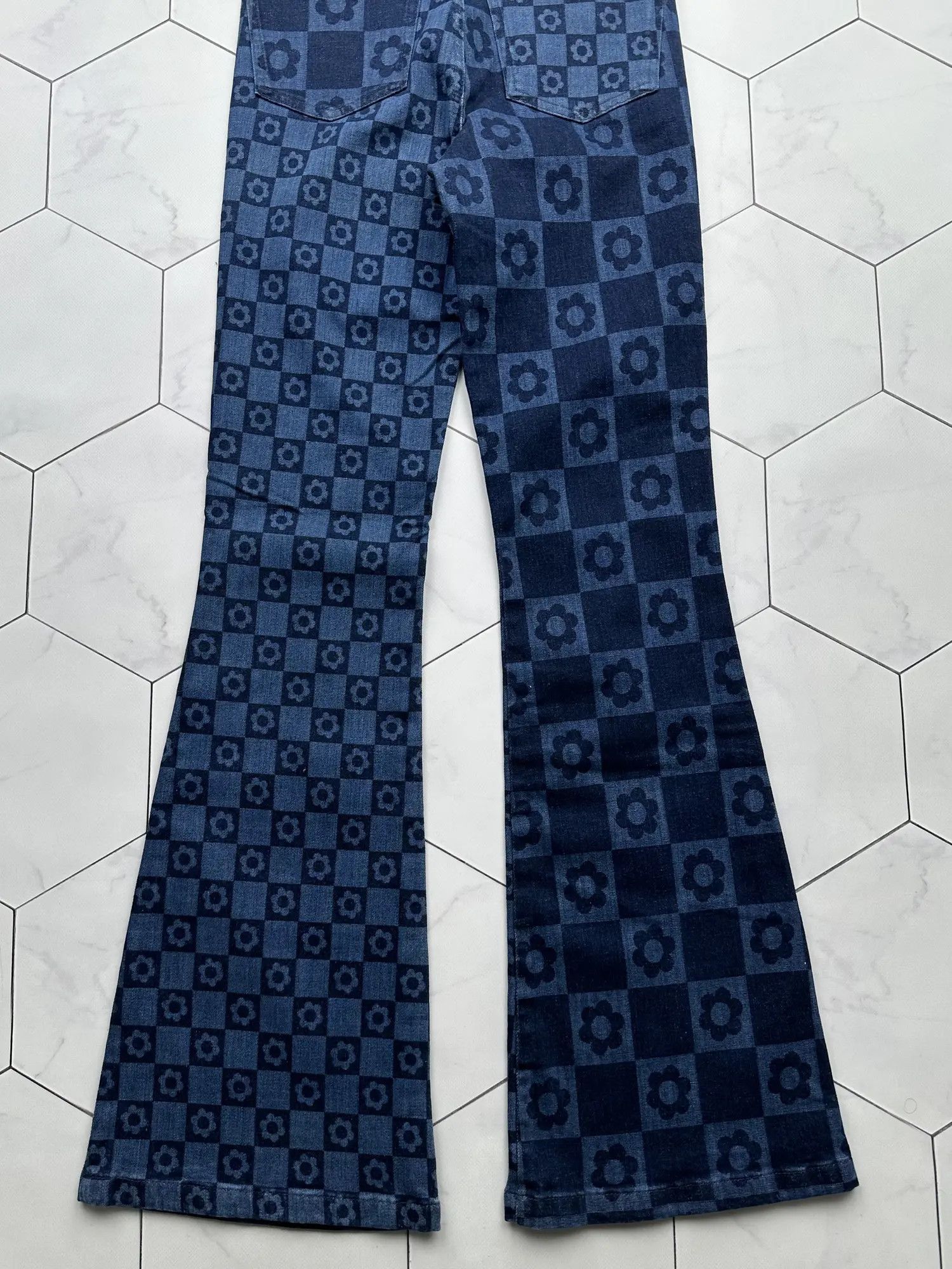 Jaded London Jaded London Printed Flare Jeans (B363) Size 24" / US 00 / IT 34 - 6 Thumbnail