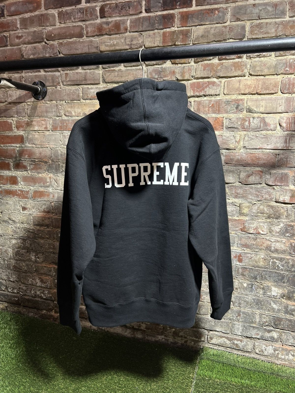 Supreme Supreme Gremlins Hoodie Size US M / EU 48-50 / 2 - 2 Thumbnail