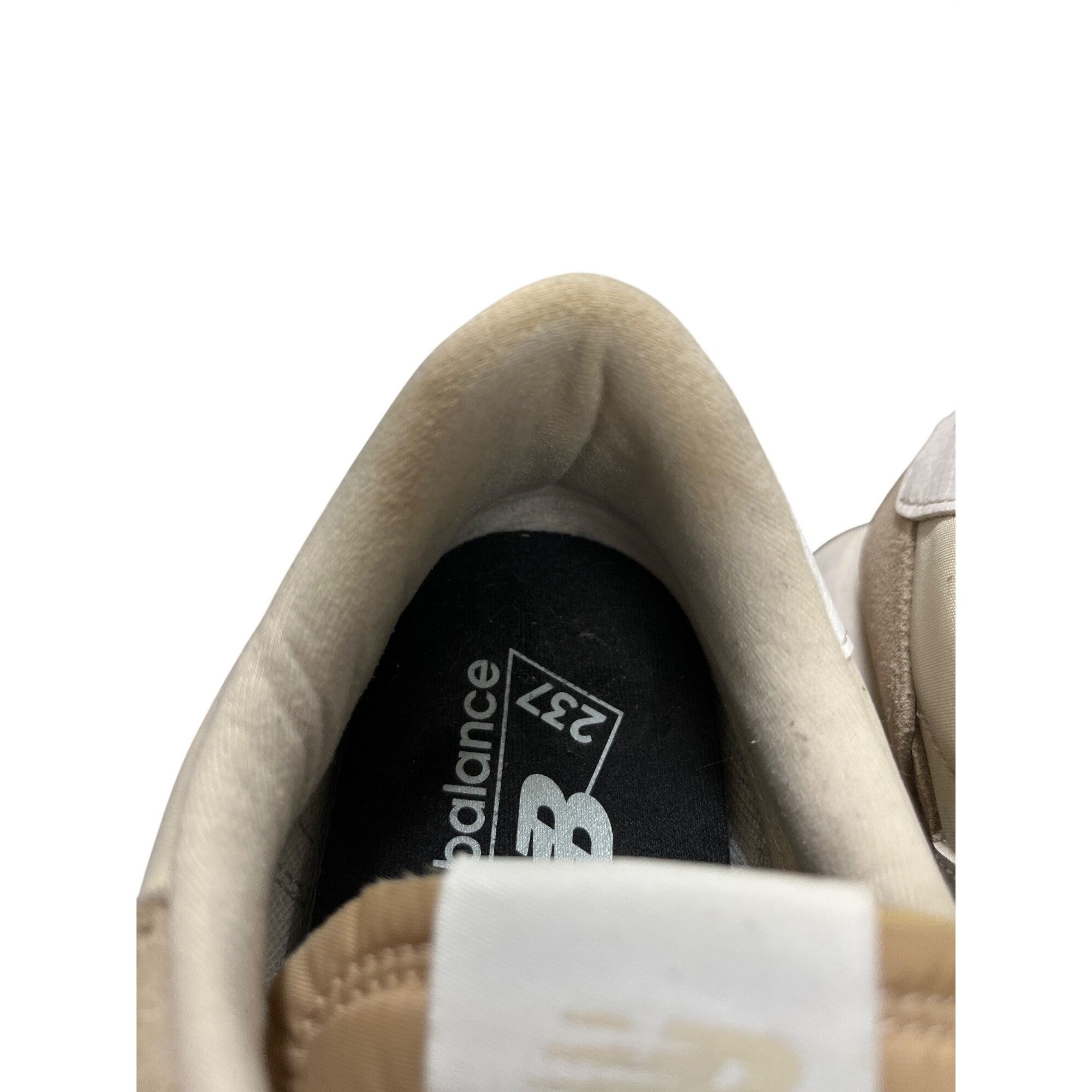 New Balance New Balance 237 wms tan white suede casual athletic sneakers Size US 8.5 / IT 38.5 - 10 Thumbnail
