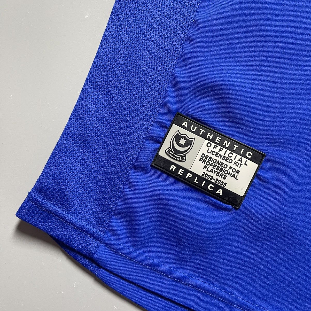 Pompeii PORTSMOUTH POMPEY 2004/2005 FOOTBALL HOME JERSEY #20 YAKUBU Size US XL / EU 56 / 4 - 4 Thumbnail