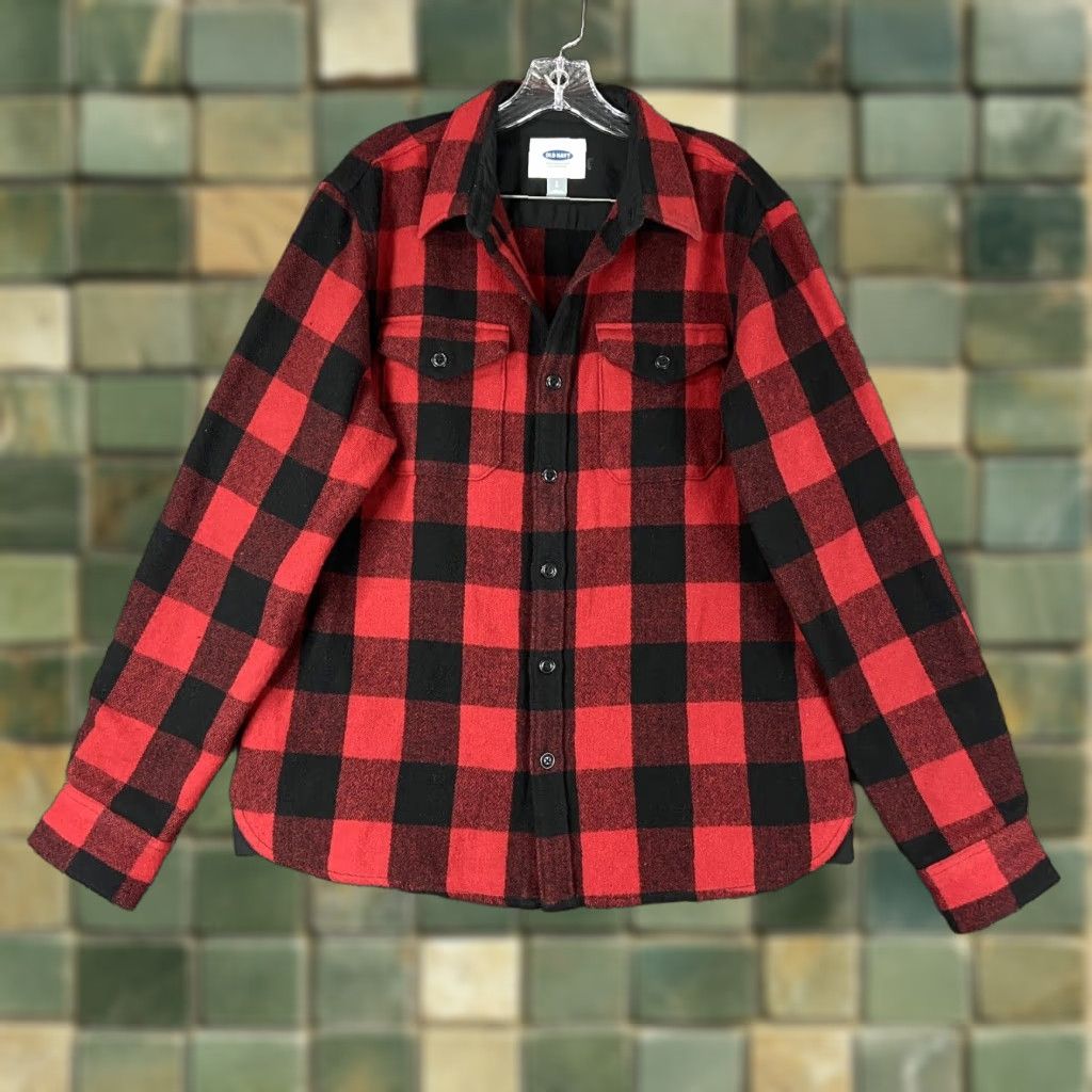 Old Navy Old Navy Flannel Red Buffalo Check Men’s L Long Sleeve Button-Up Shirt Size US L / EU 52-54 / 3 - 1 Thumbnail