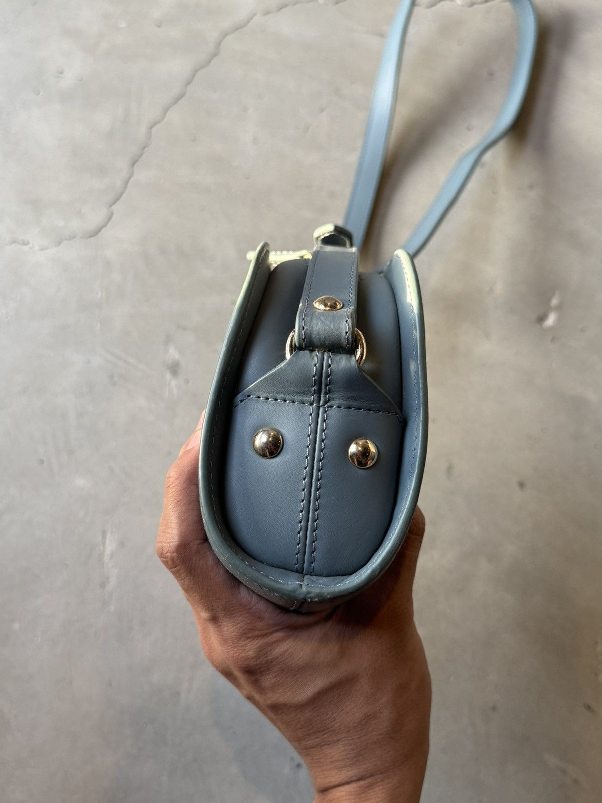 A.P.C. A.P.C. Mini Half Moon Embossed Leather Bag | Light blue Size ONE SIZE - 5 Thumbnail
