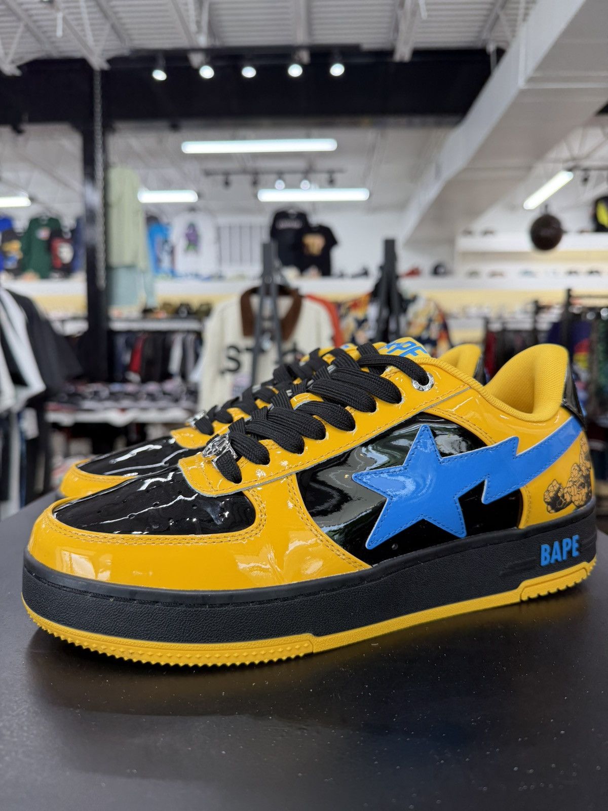 Bape A Bathing Ape x Marvel Bape Sta Hulk Size 9 | Grailed