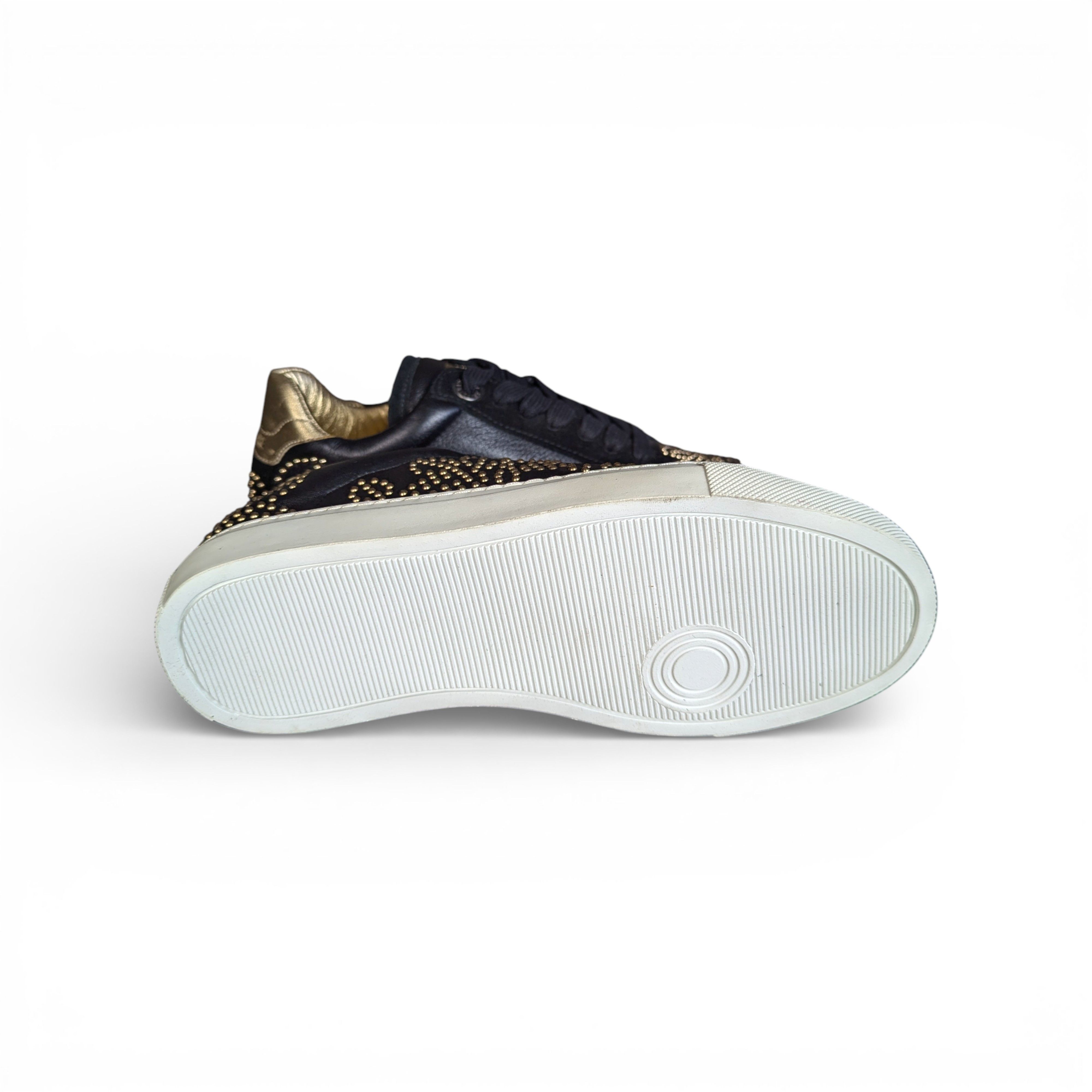 Zadig & Voltaire ZADIG&VOLTAIRE BLACK LEATHER SNEAKERS Size US 6 / IT 36 - 8 Thumbnail