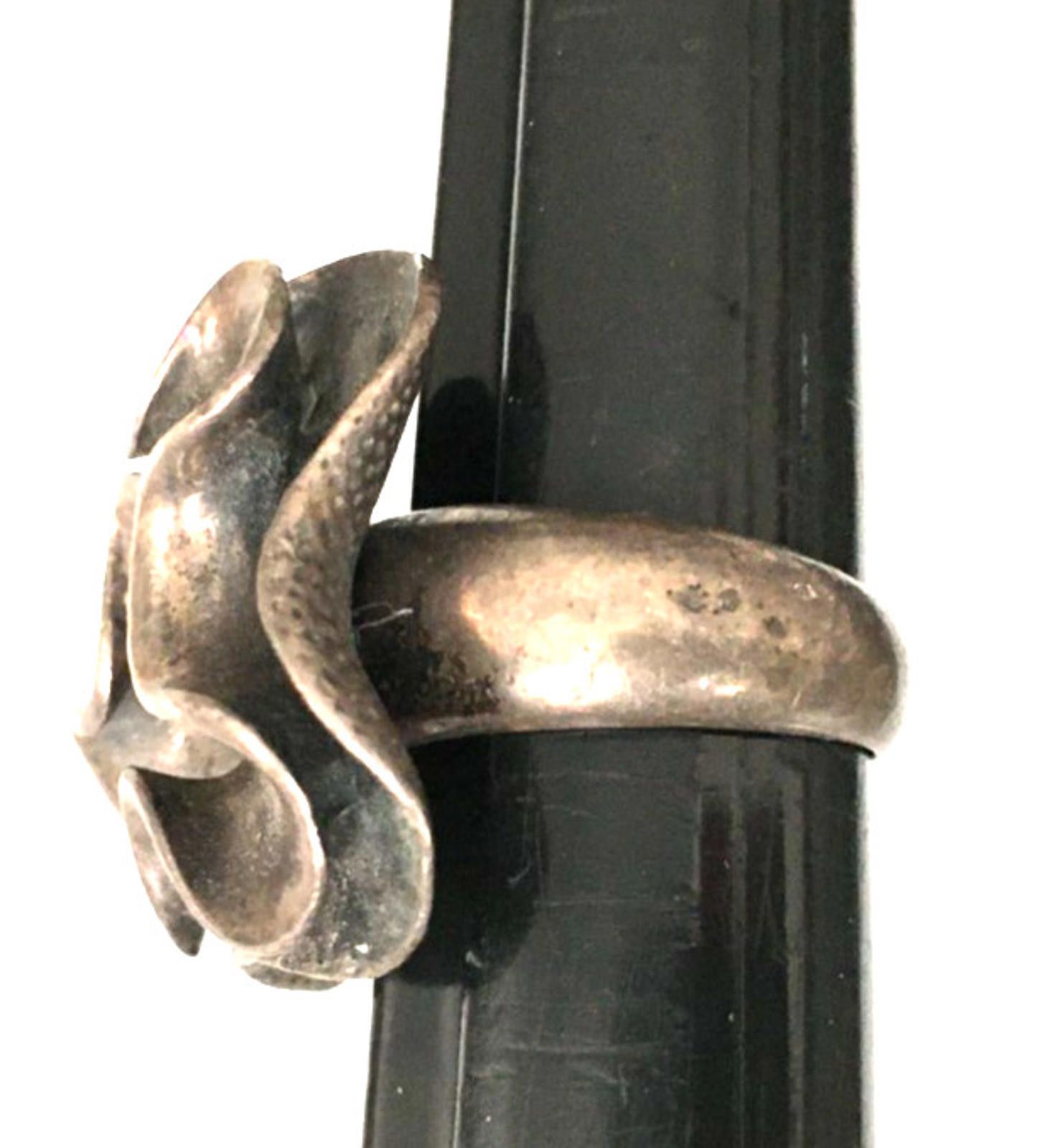 Sterling Silver HEAVY Vintage Silpada Ring 925 sterling silver size 6 Ring Size ONE SIZE - 3 Thumbnail