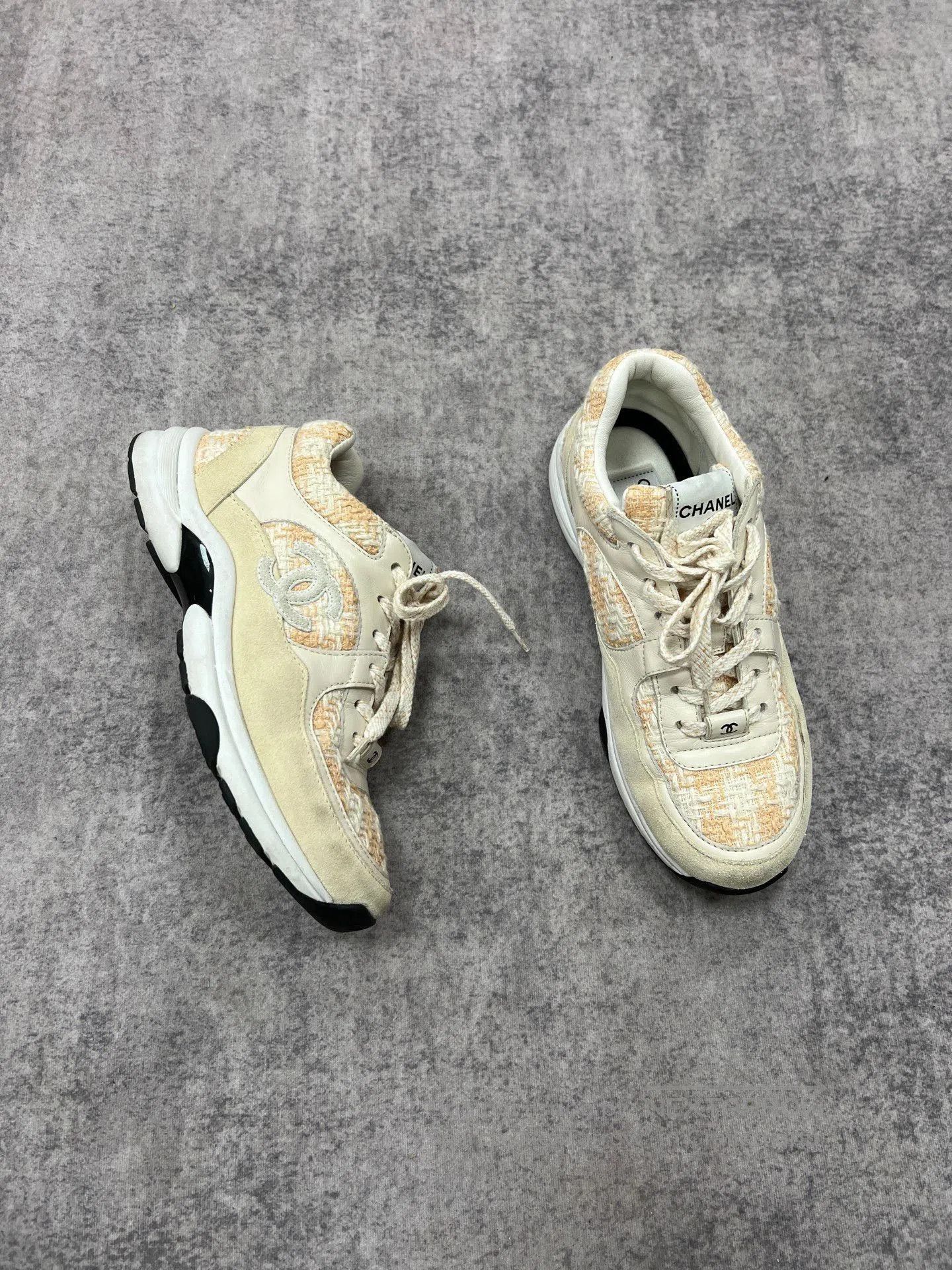 Chanel Chanel Knit Sneakers. Size US 6 / IT 36 - 2 Thumbnail