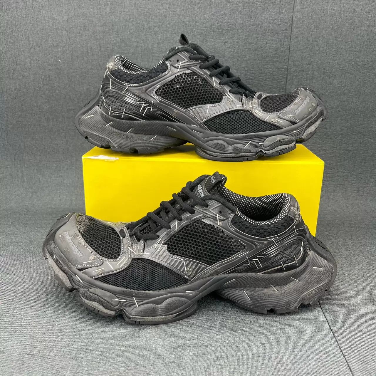Balenciaga Balenciaga Stapler Black 44 Size US 11 / EU 44 - 3 Thumbnail