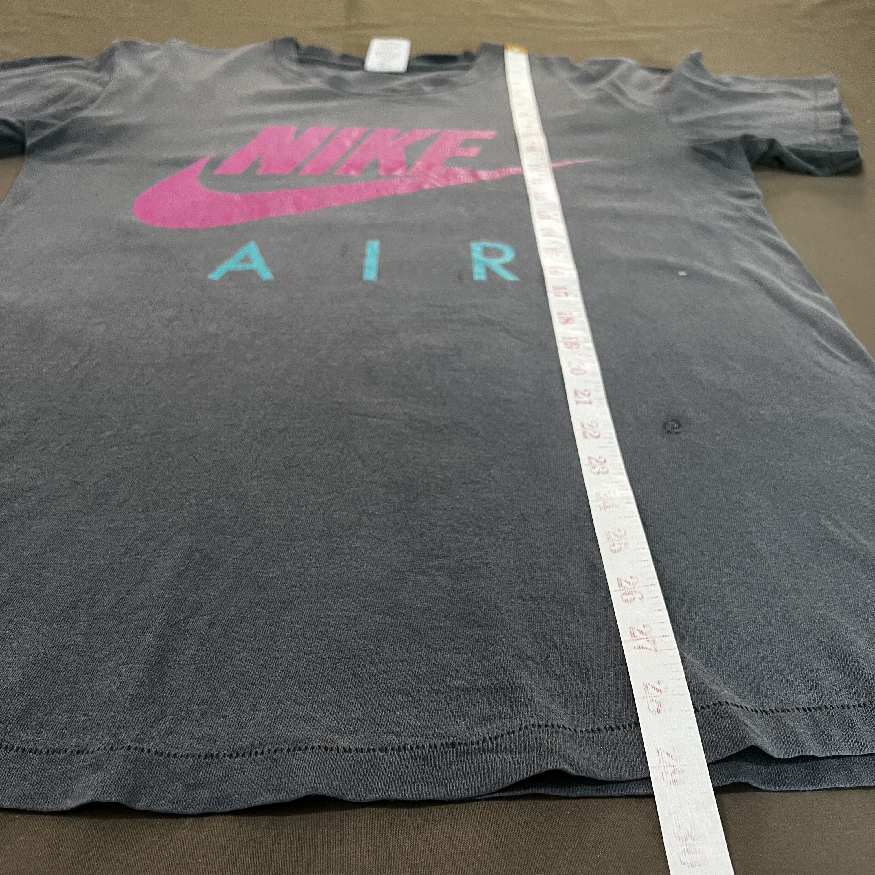 Nike Vintage 90s Nike Air Big Logo Tee Faded Size US M / EU 48-50 / 2 - 15 Thumbnail