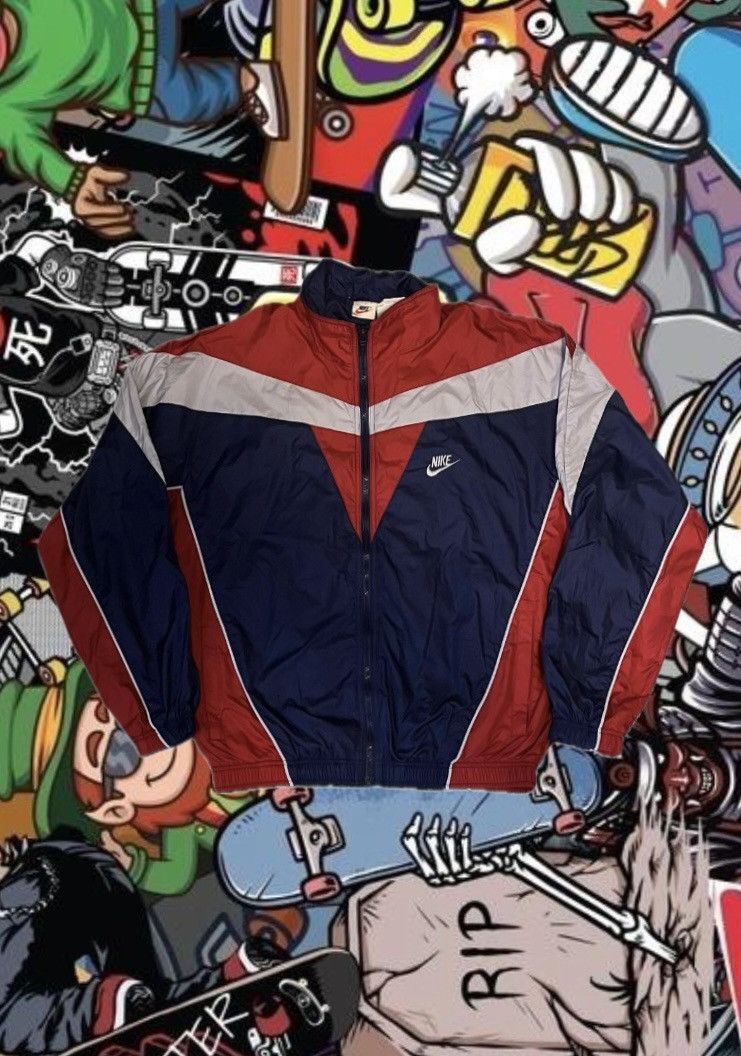 Nike Vintage Nike Sportswear Heritage Windrunner – Navy/Red/White Size US M / EU 48-50 / 2 - 2 Thumbnail