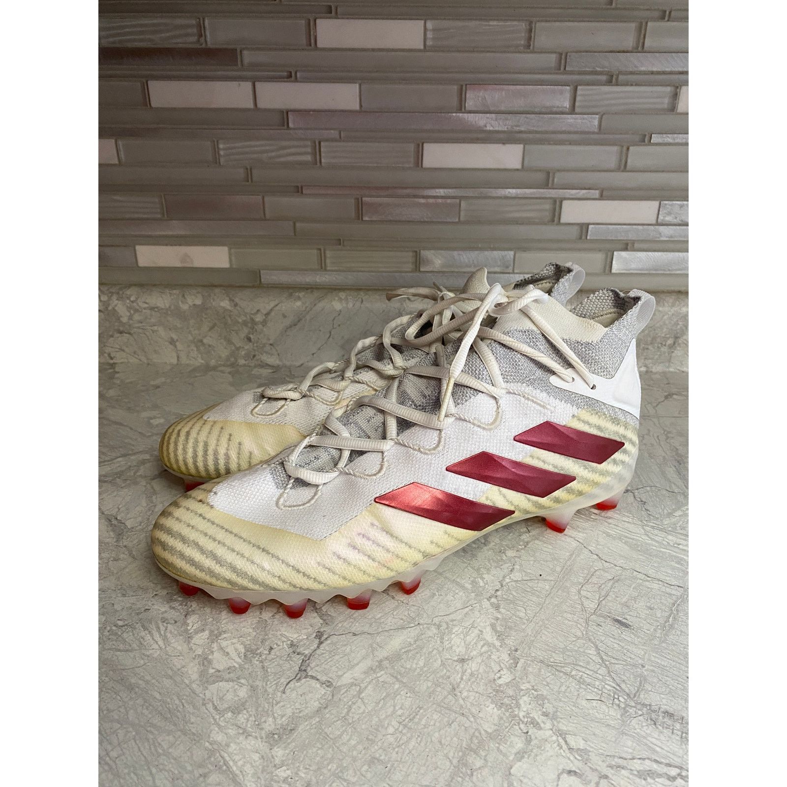 Adidas Adidas White and Red Football Cleats Size 13.5 Size US 13 / EU 46 - 1 Thumbnail