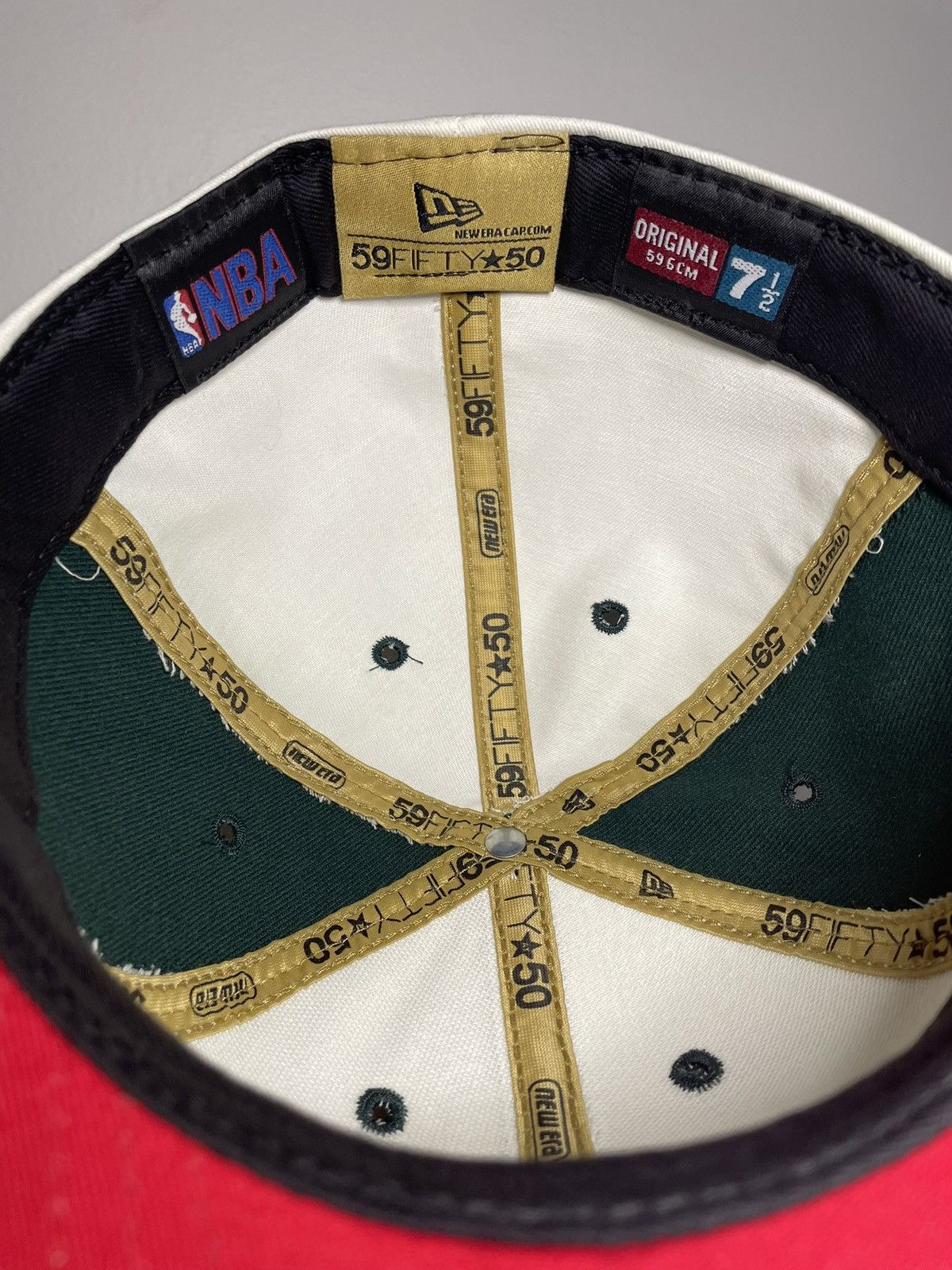 New Era Sz. 7 3/8 Vintage NBA Milwaukee Bucks Fitted Bob Lanier Size ONE SIZE - 9 Thumbnail