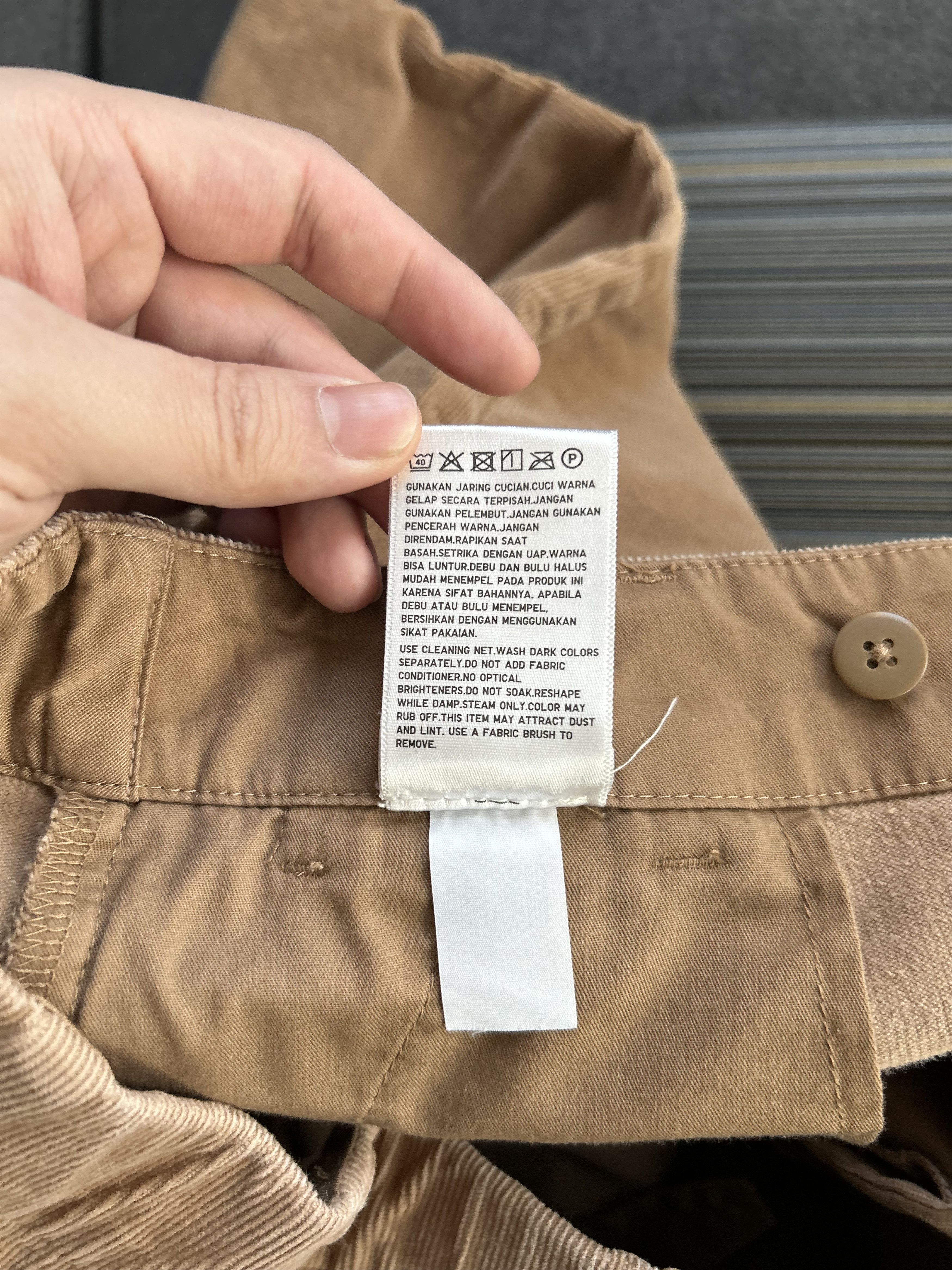 Uniqlo Uniqlo Corduroy Wide Pants Beige Size 28" / US 6 / IT 42 - 4 Thumbnail