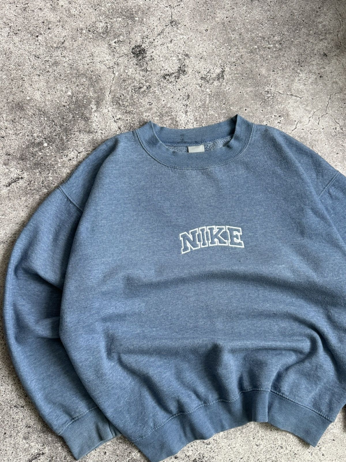 Nike × Vintage Vintage Nike oversized center logo Y2K sweatshirt Size US XL / EU 56 / 4 - 8 Thumbnail